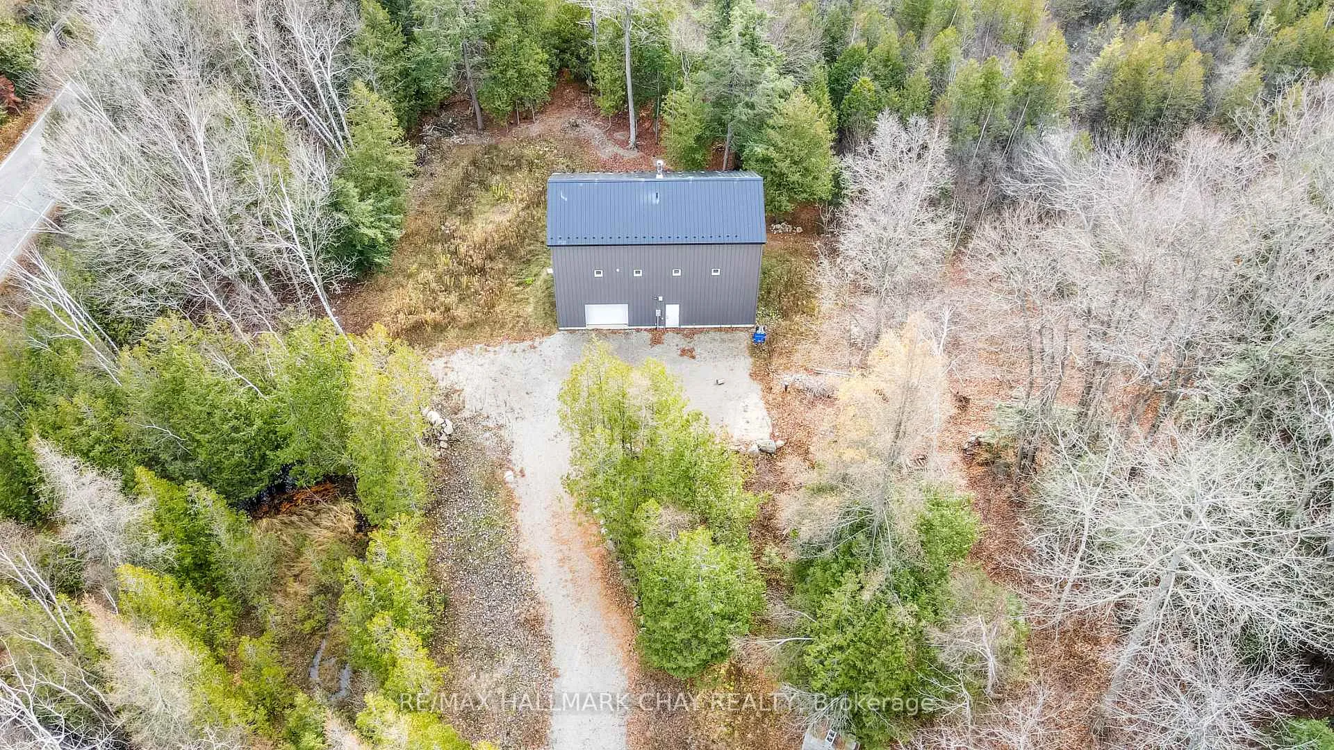 Photo 2 of 2576 Champlain Road, Tiny, Rural Tiny — HOMEH