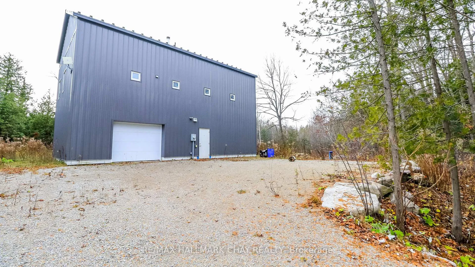 Photo 4 of 2576 Champlain Road, Tiny, Rural Tiny — HOMEH