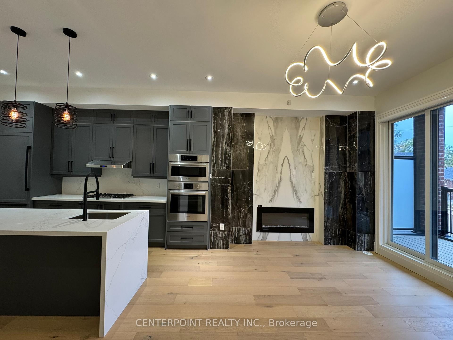 Photo 4 of 222 McRae Drive, Toronto, Leaside — HOMEH