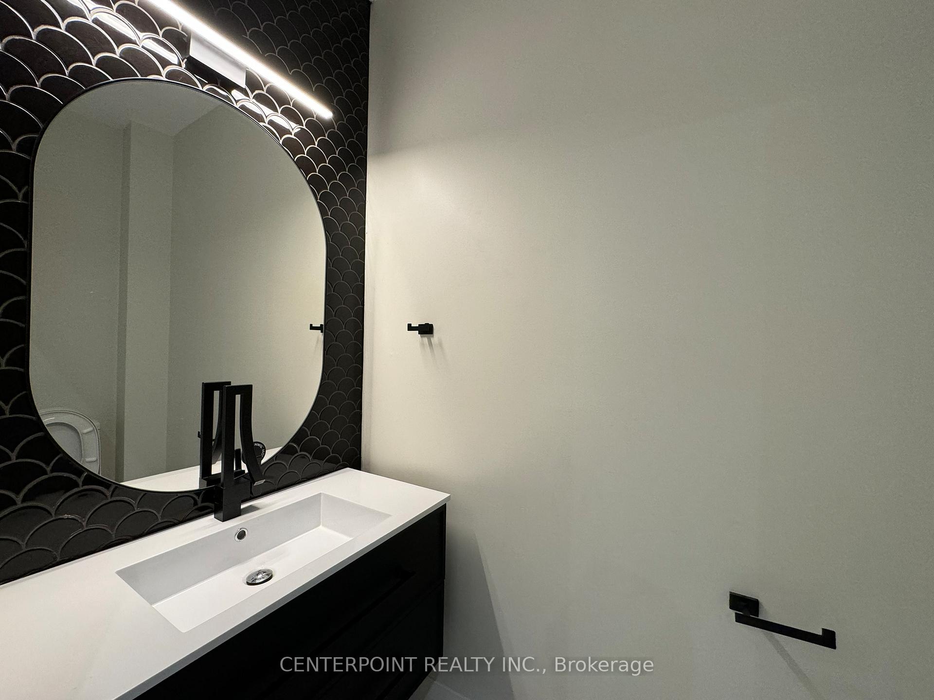 Photo 5 of 222 McRae Drive, Toronto, Leaside — HOMEH