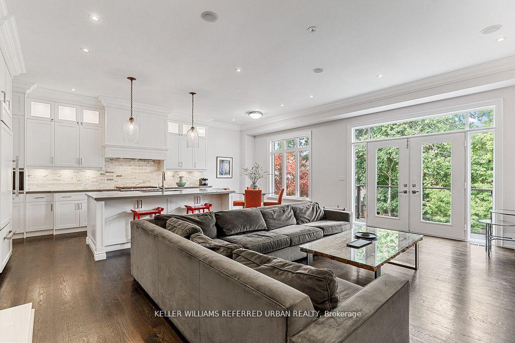 Photo 19 of 506 Castlefield Avenue, Toronto, Forest Hill North — HOMEH