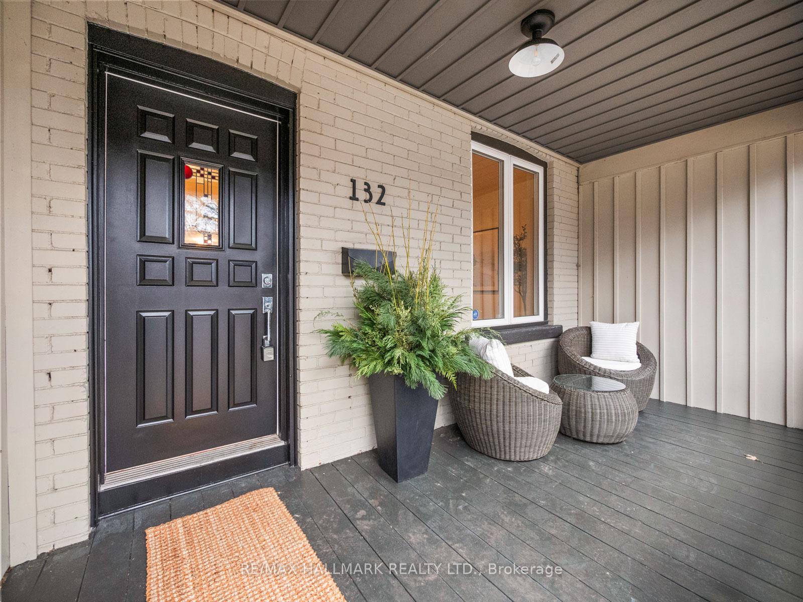 Photo 2 of 132 Withrow Avenue, Toronto, North Riverdale — HOMEH