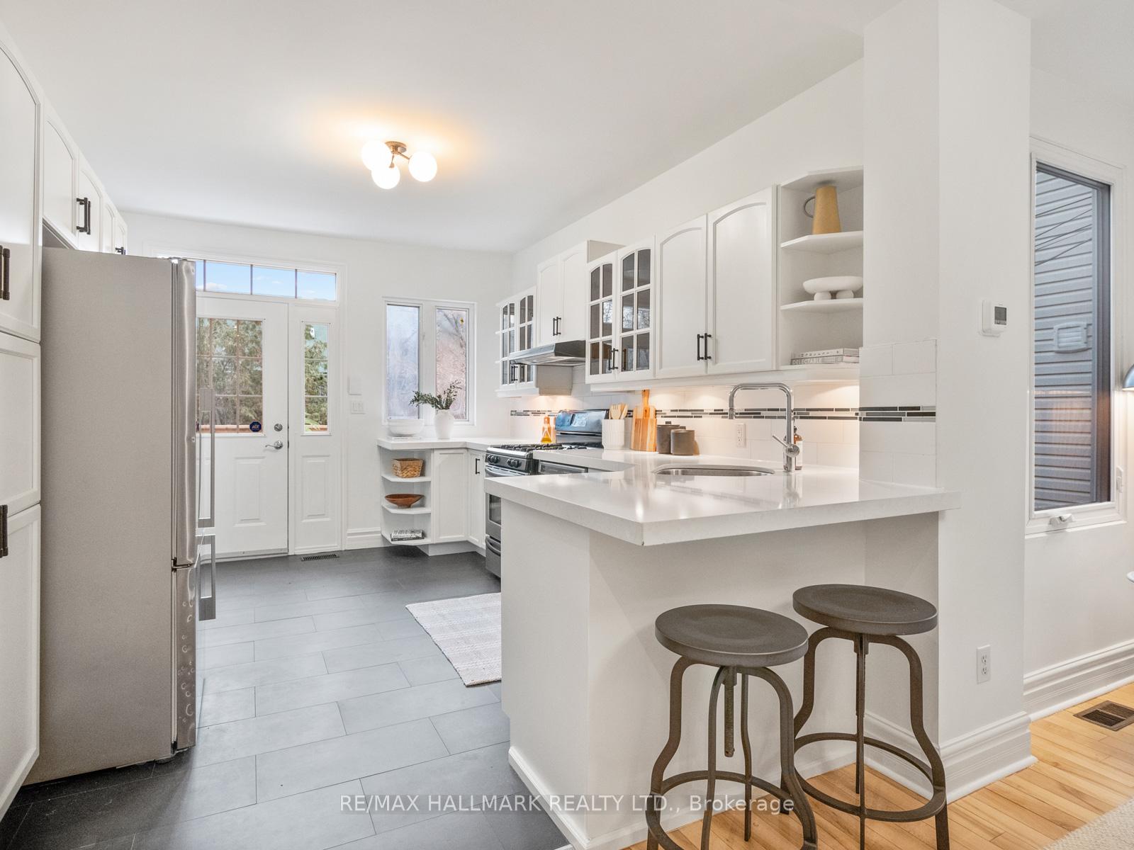 Photo 14 of 132 Withrow Avenue, Toronto, North Riverdale — HOMEH