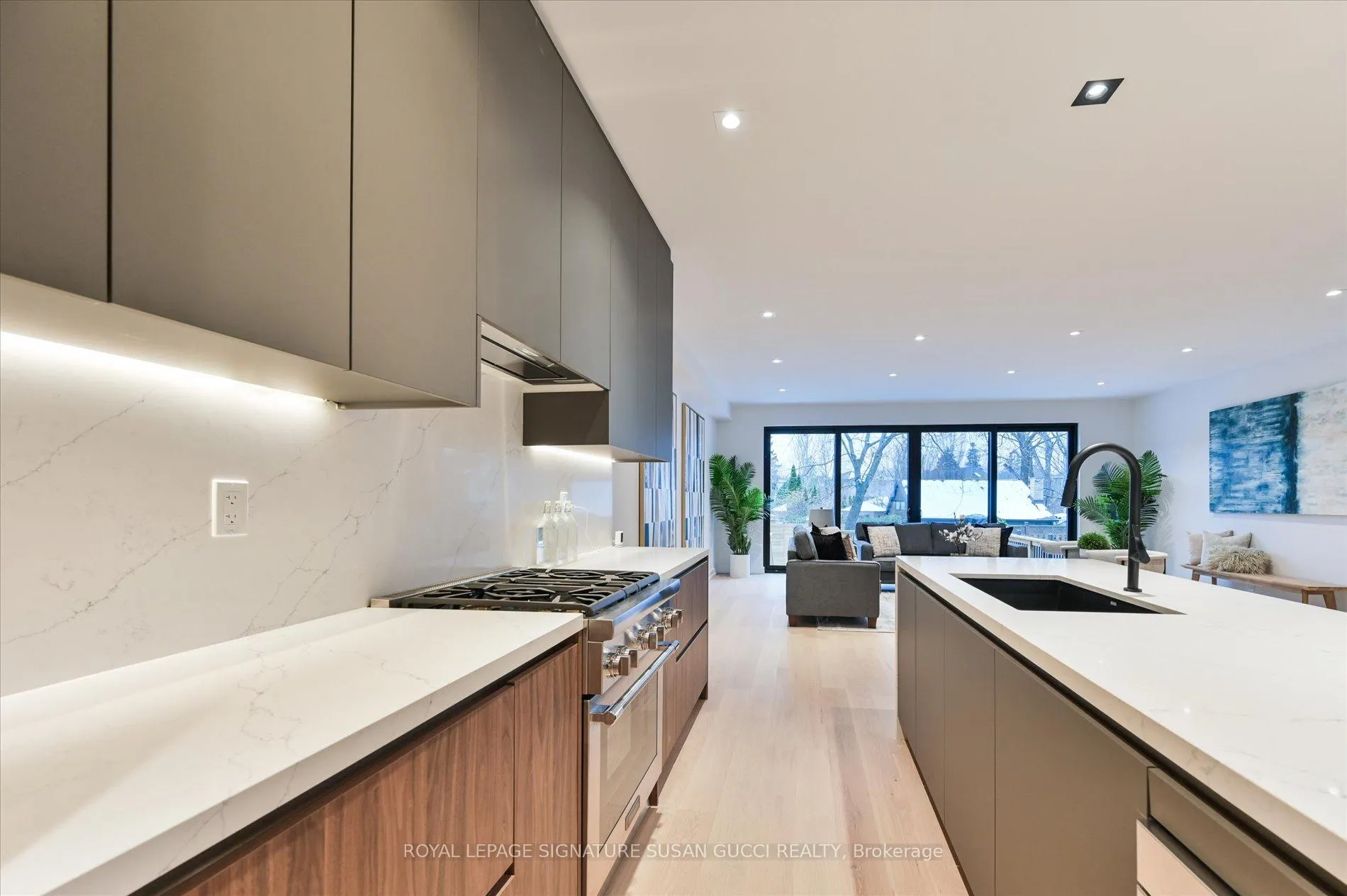 Photo 13 of 44 Doris Drive, Toronto, O'Connor-Parkview — HOMEH