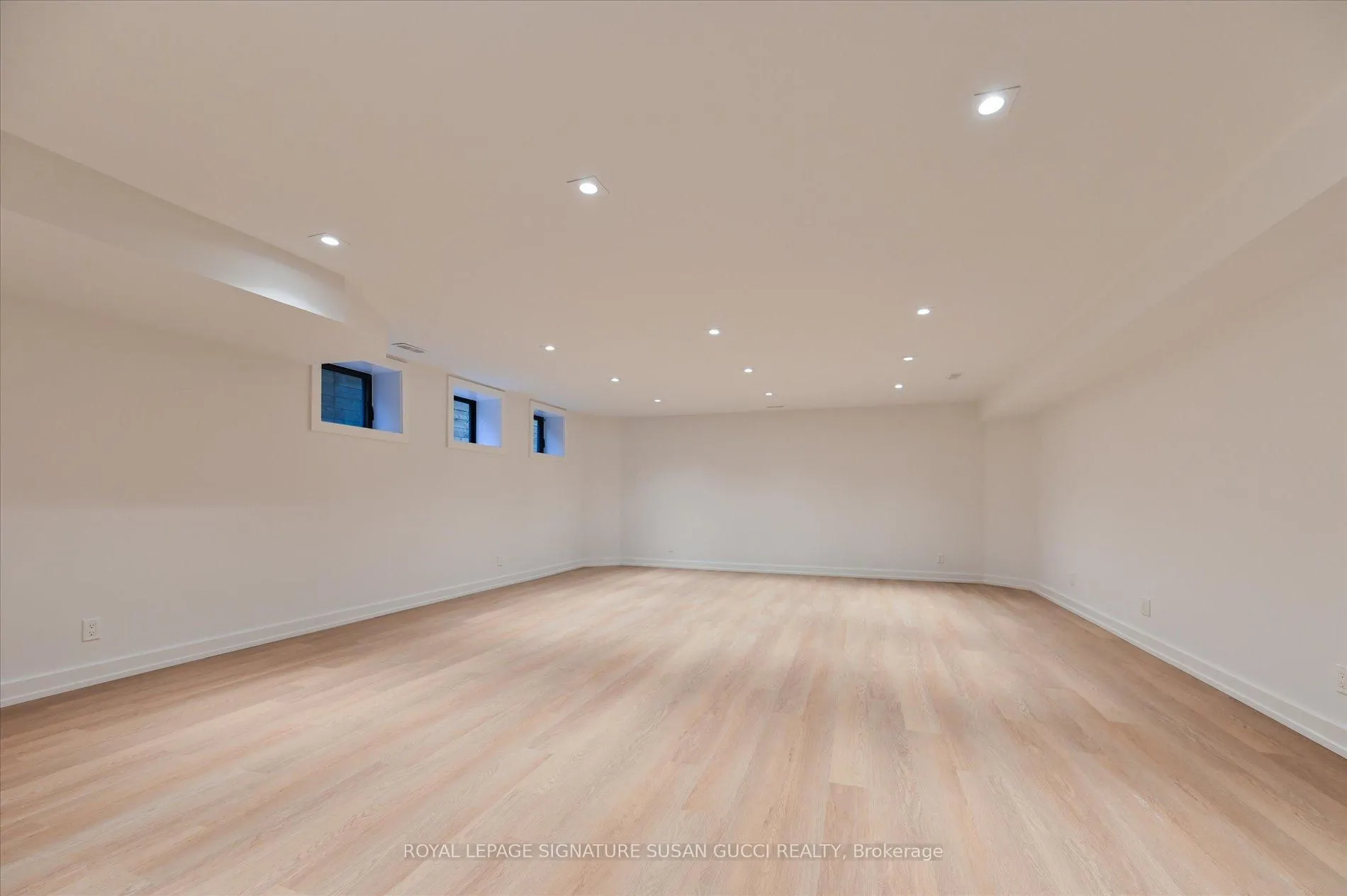 Photo 32 of 44 Doris Drive, Toronto, O'Connor-Parkview — HOMEH