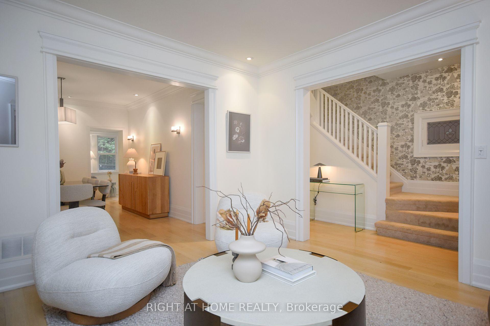 Photo 9 of 104 Summerhill Avenue, Toronto, Rosedale-Moore Park — HOMEH