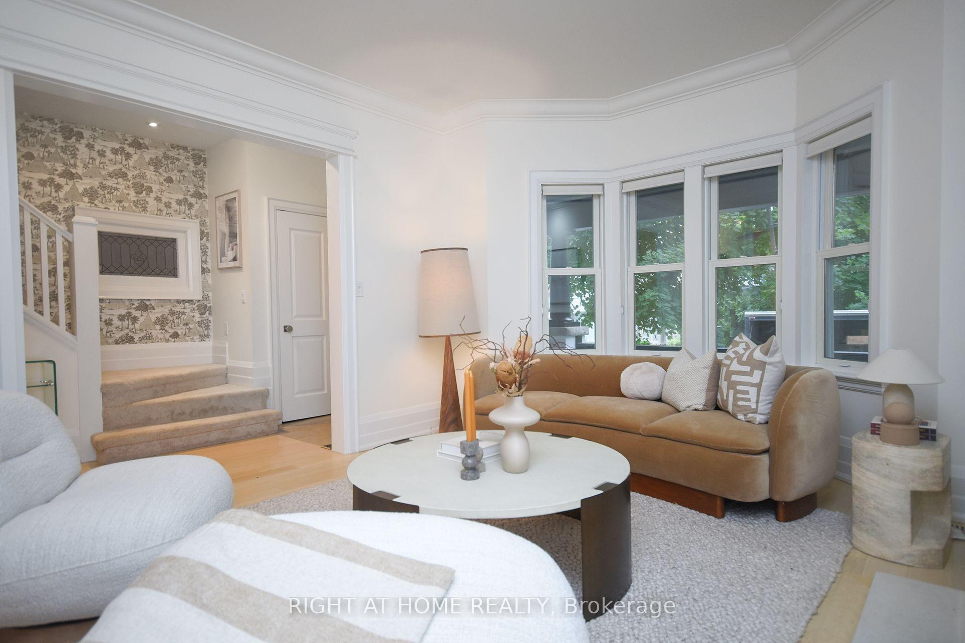 Photo 11 of 104 Summerhill Avenue, Toronto, Rosedale-Moore Park — HOMEH