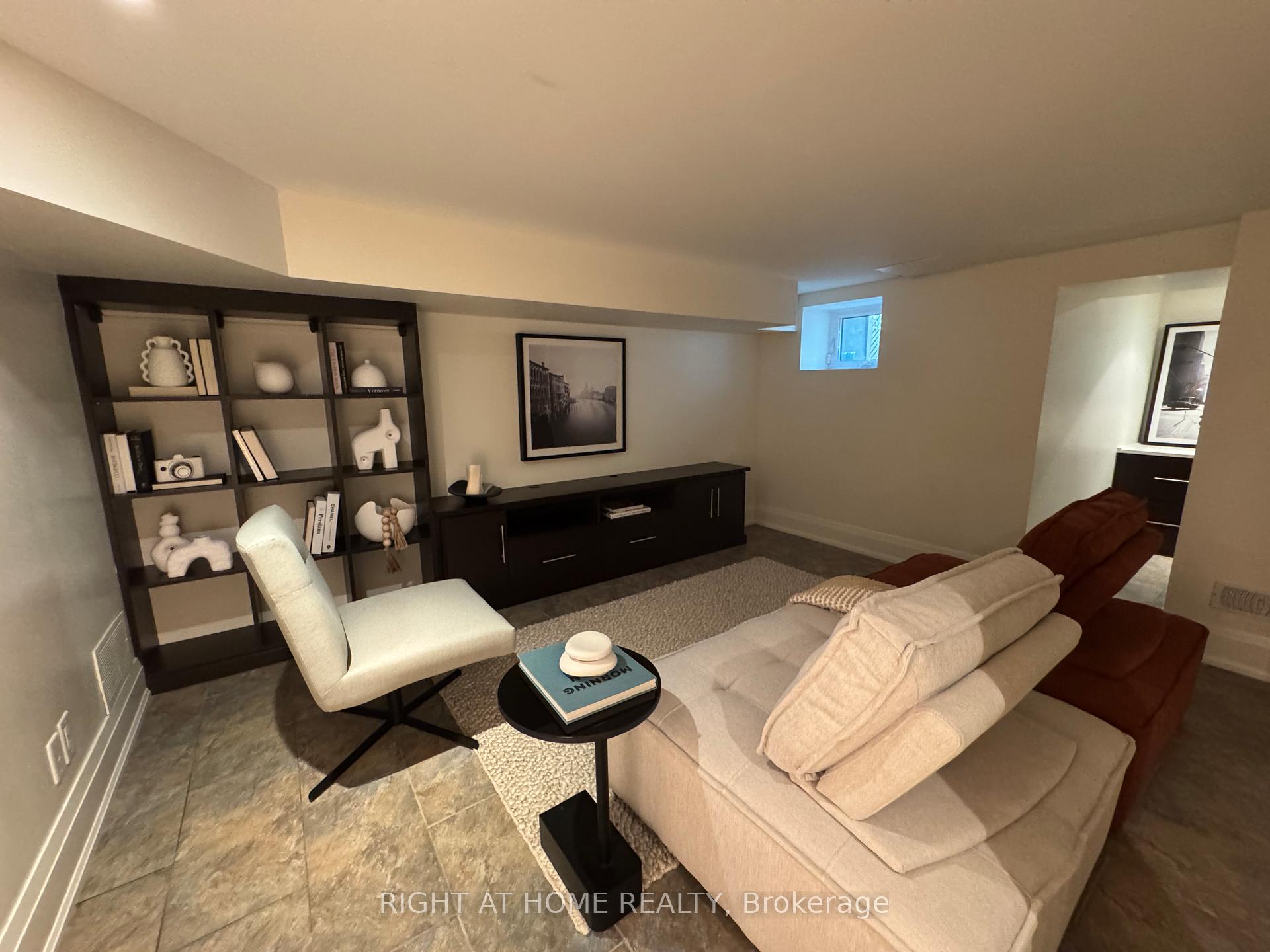 Photo 34 of 104 Summerhill Avenue, Toronto, Rosedale-Moore Park — HOMEH