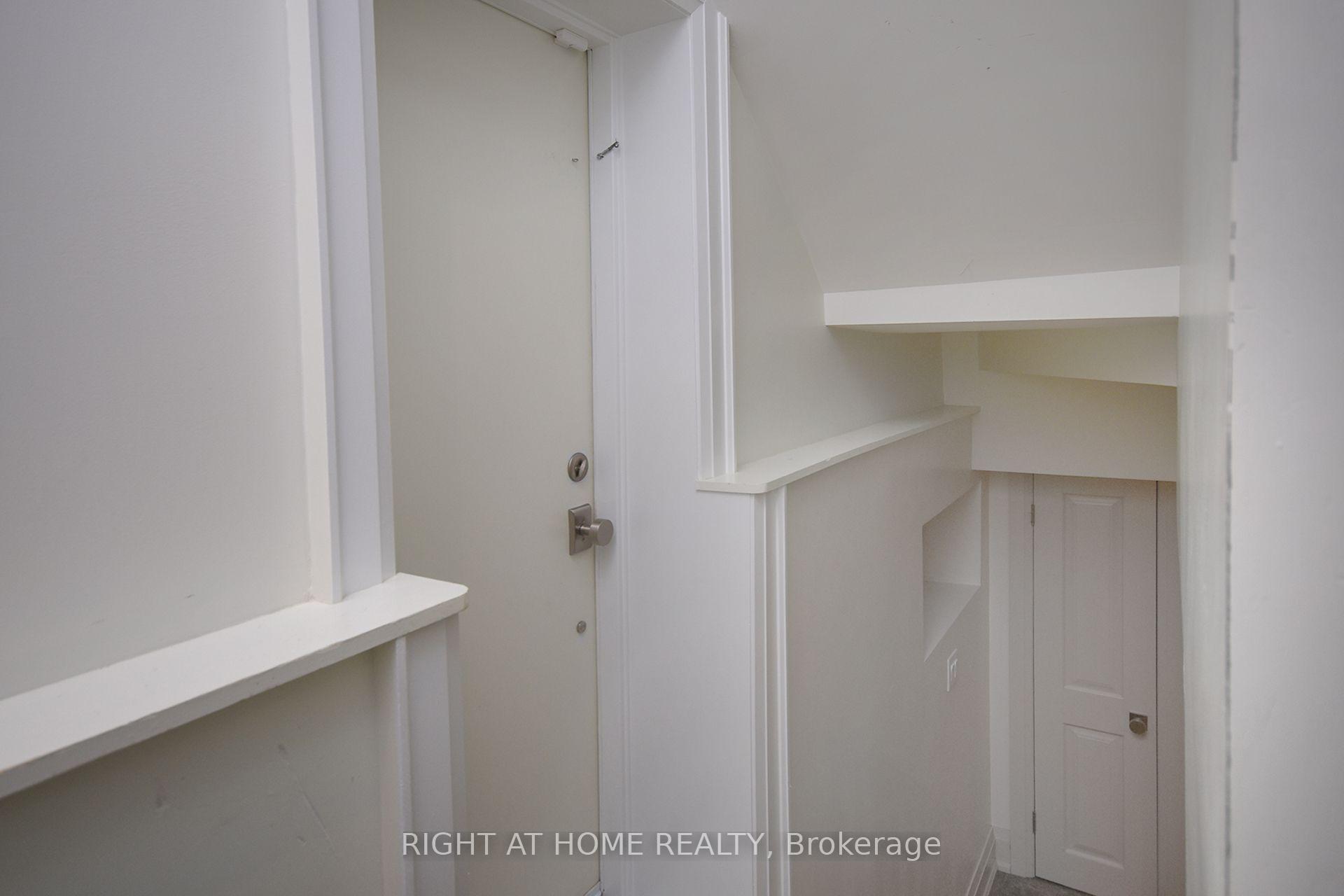 Photo 38 of 104 Summerhill Avenue, Toronto, Rosedale-Moore Park — HOMEH