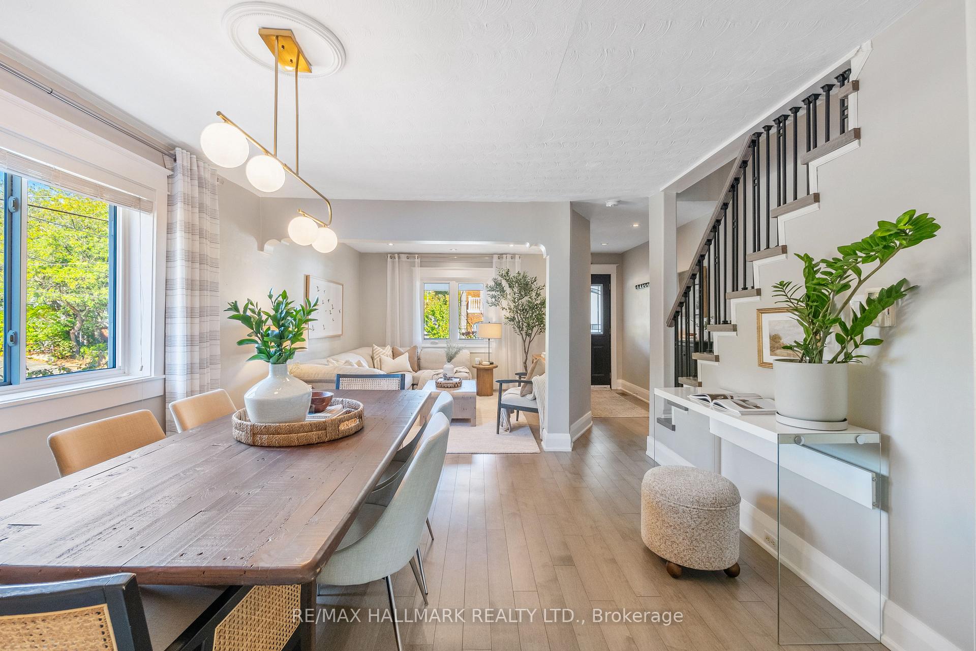 Photo 7 of 1 Heyworth Crescent, Toronto, East End-Danforth — HOMEH