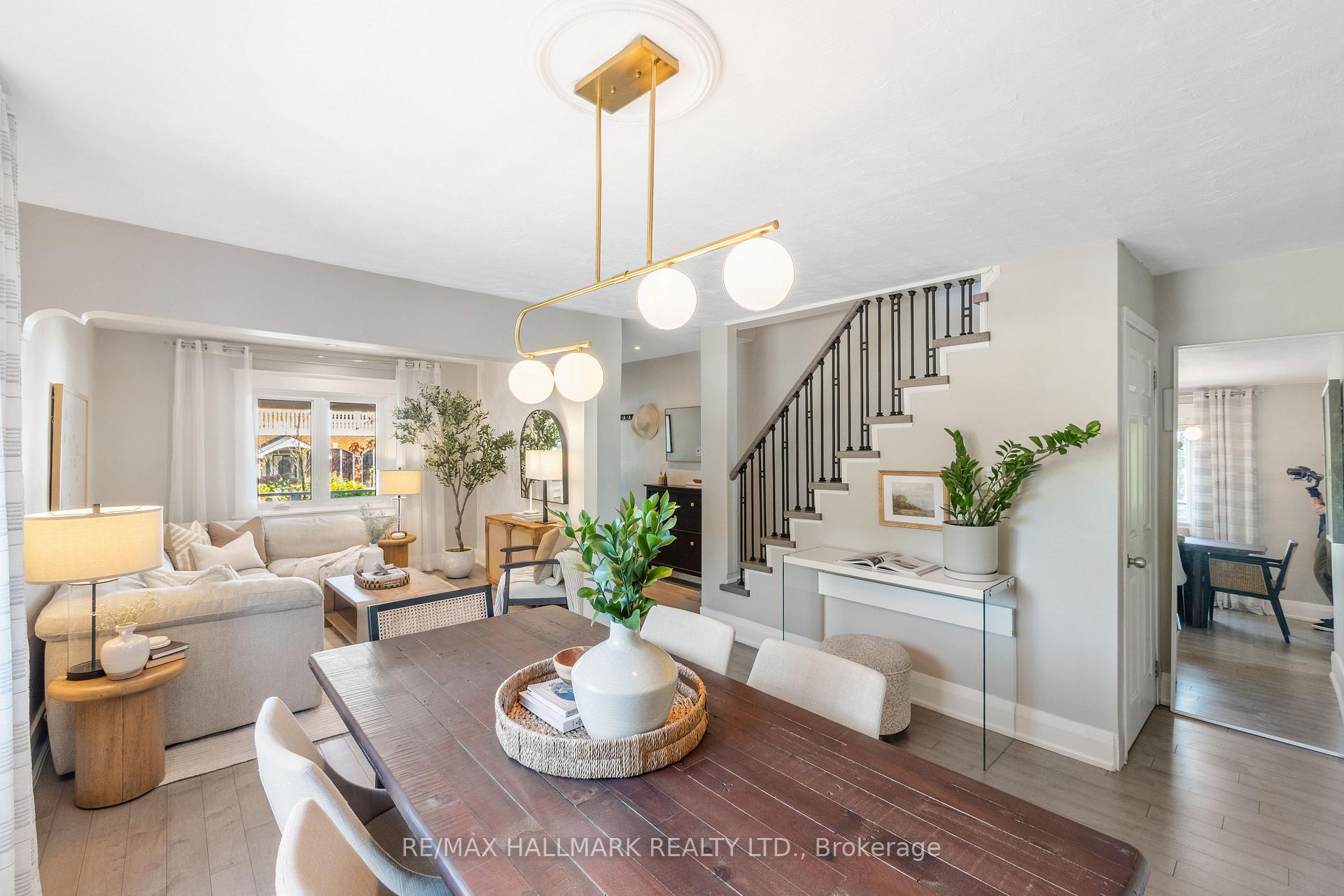 Photo 8 of 1 Heyworth Crescent, Toronto, East End-Danforth — HOMEH