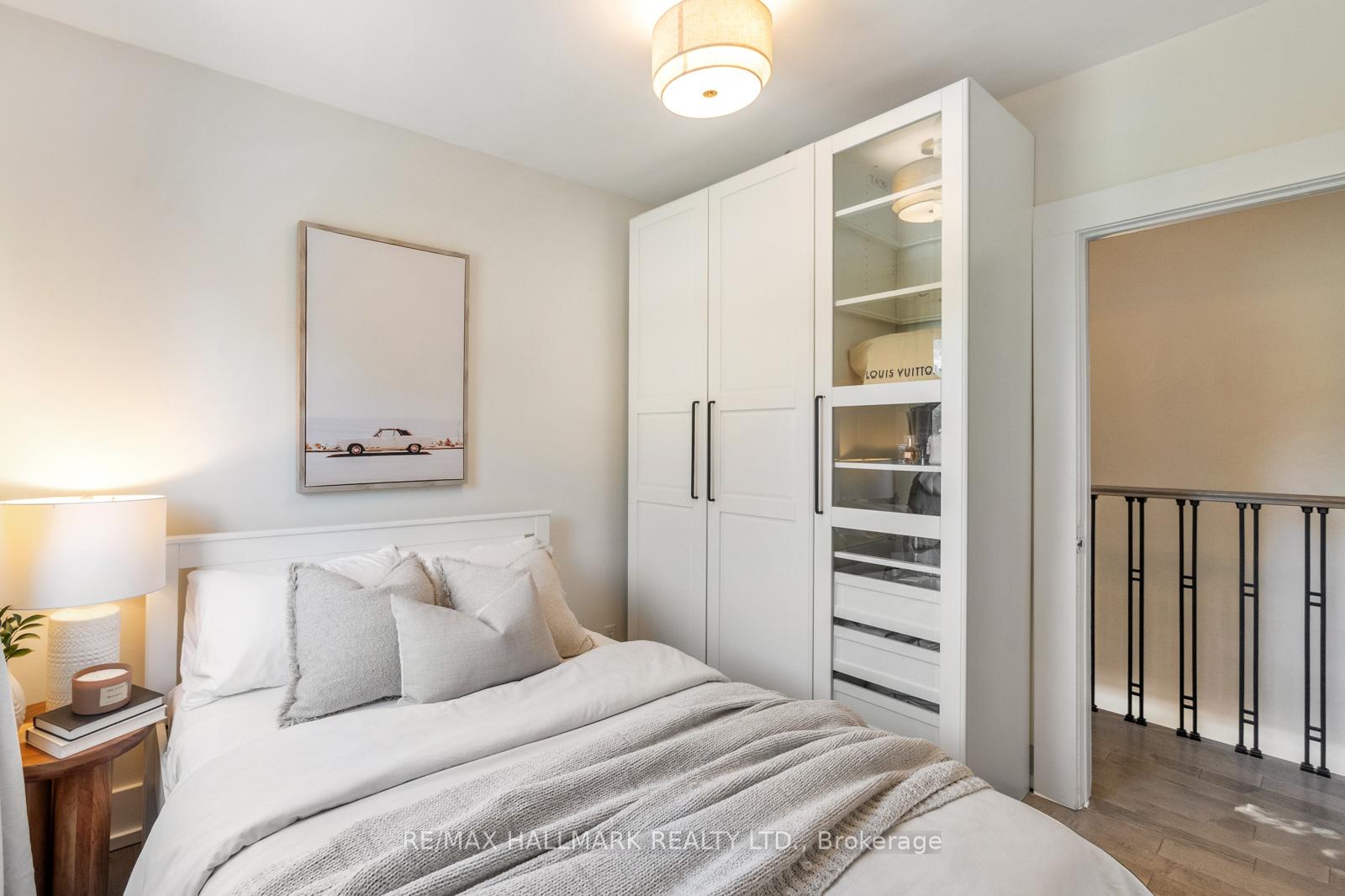 Photo 21 of 1 Heyworth Crescent, Toronto, East End-Danforth — HOMEH
