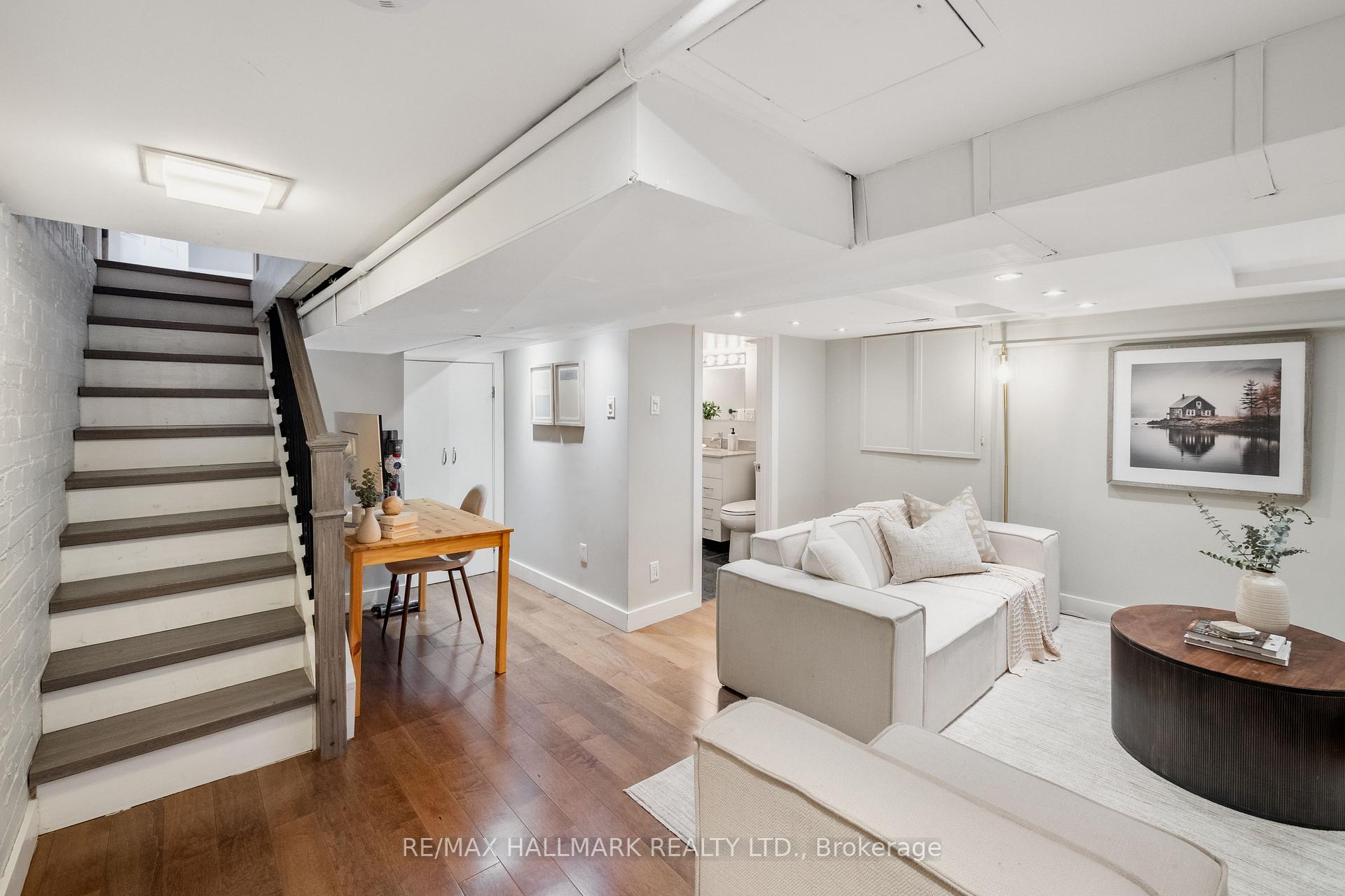 Photo 23 of 1 Heyworth Crescent, Toronto, East End-Danforth — HOMEH