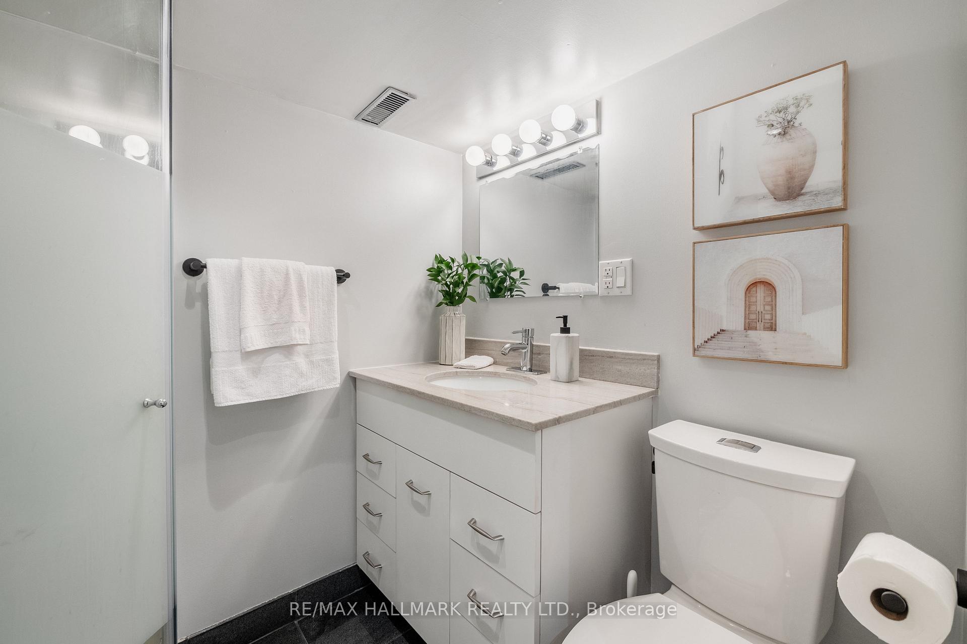 Photo 26 of 1 Heyworth Crescent, Toronto, East End-Danforth — HOMEH