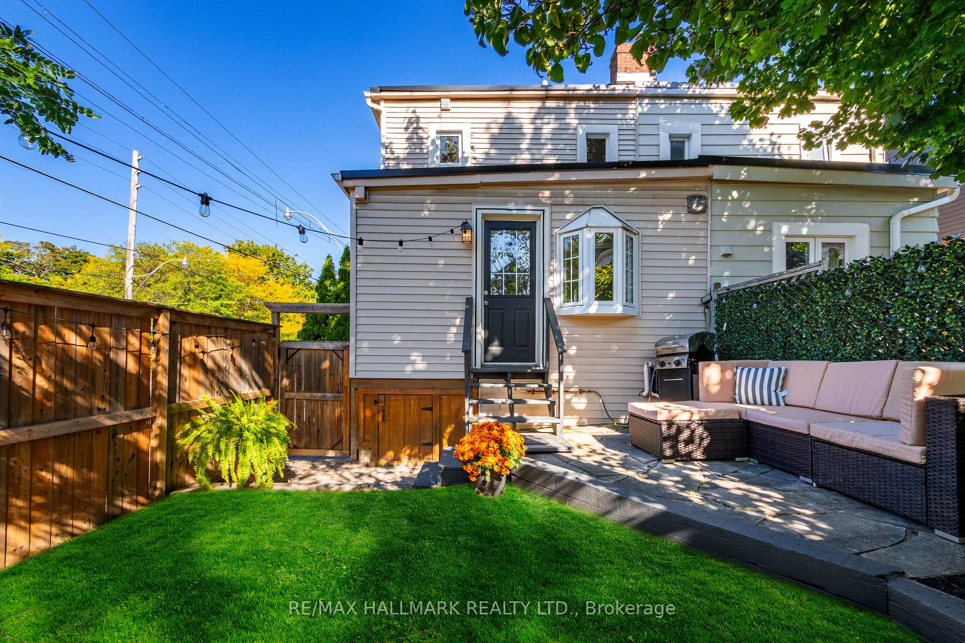 Photo 28 of 1 Heyworth Crescent, Toronto, East End-Danforth — HOMEH