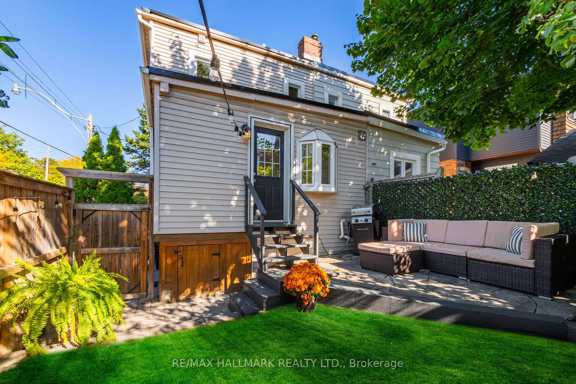 Photo 29 of 1 Heyworth Crescent, Toronto, East End-Danforth — HOMEH