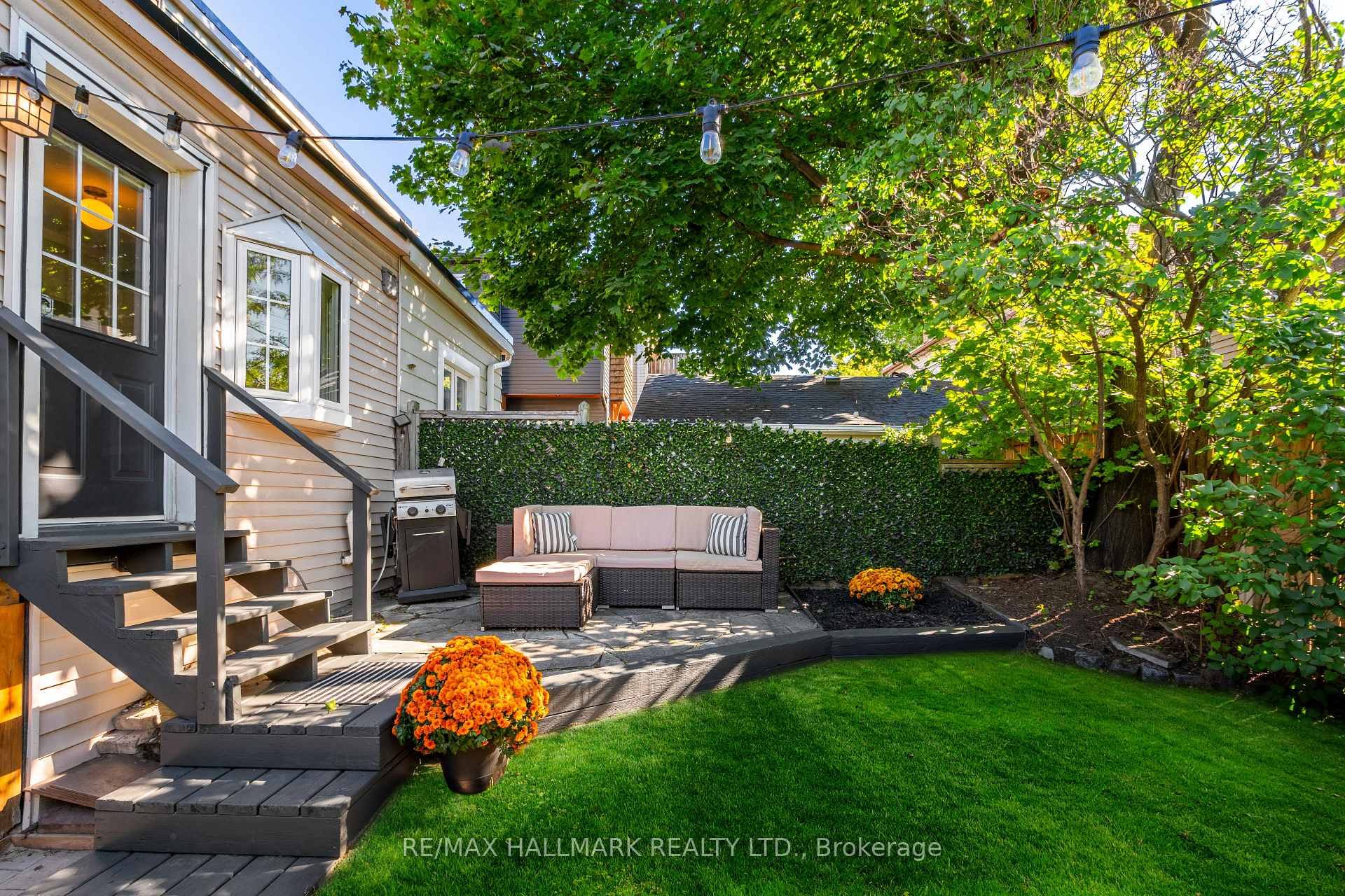 Photo 30 of 1 Heyworth Crescent, Toronto, East End-Danforth — HOMEH