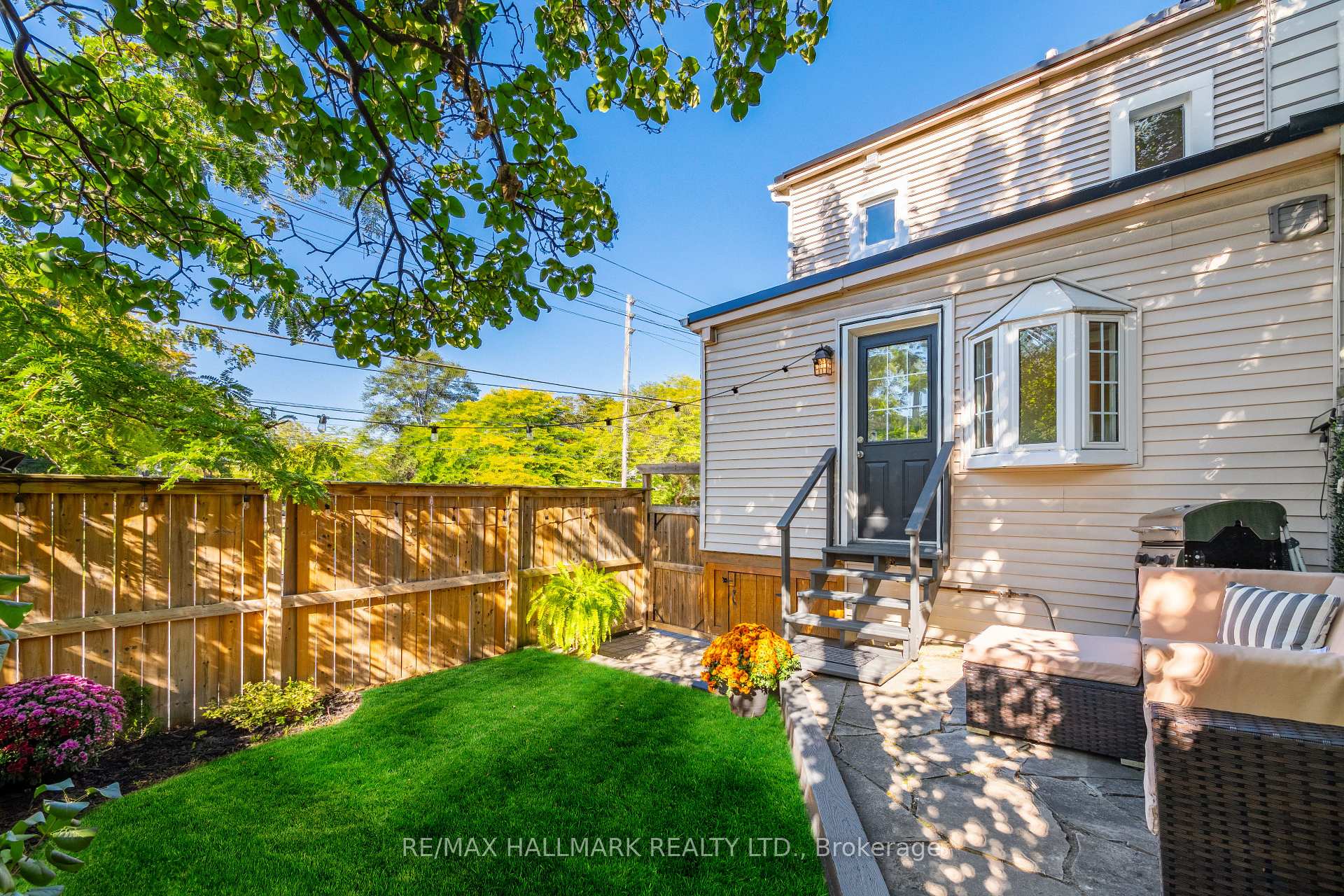 Photo 32 of 1 Heyworth Crescent, Toronto, East End-Danforth — HOMEH