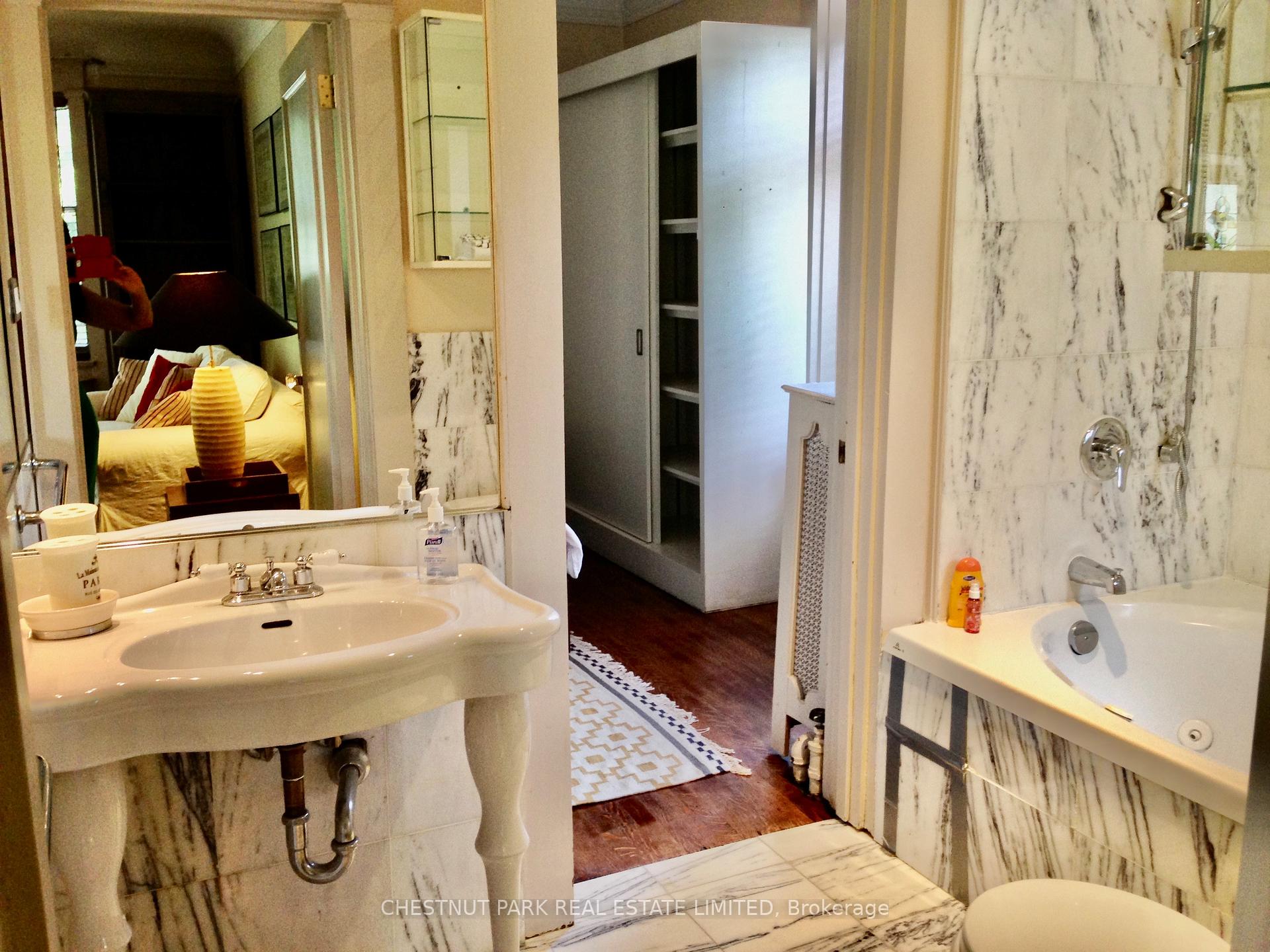 Photo 7 of Unit 2nd Flr, 114 Glen Road, Toronto, Rosedale-Moore Park — HOMEH