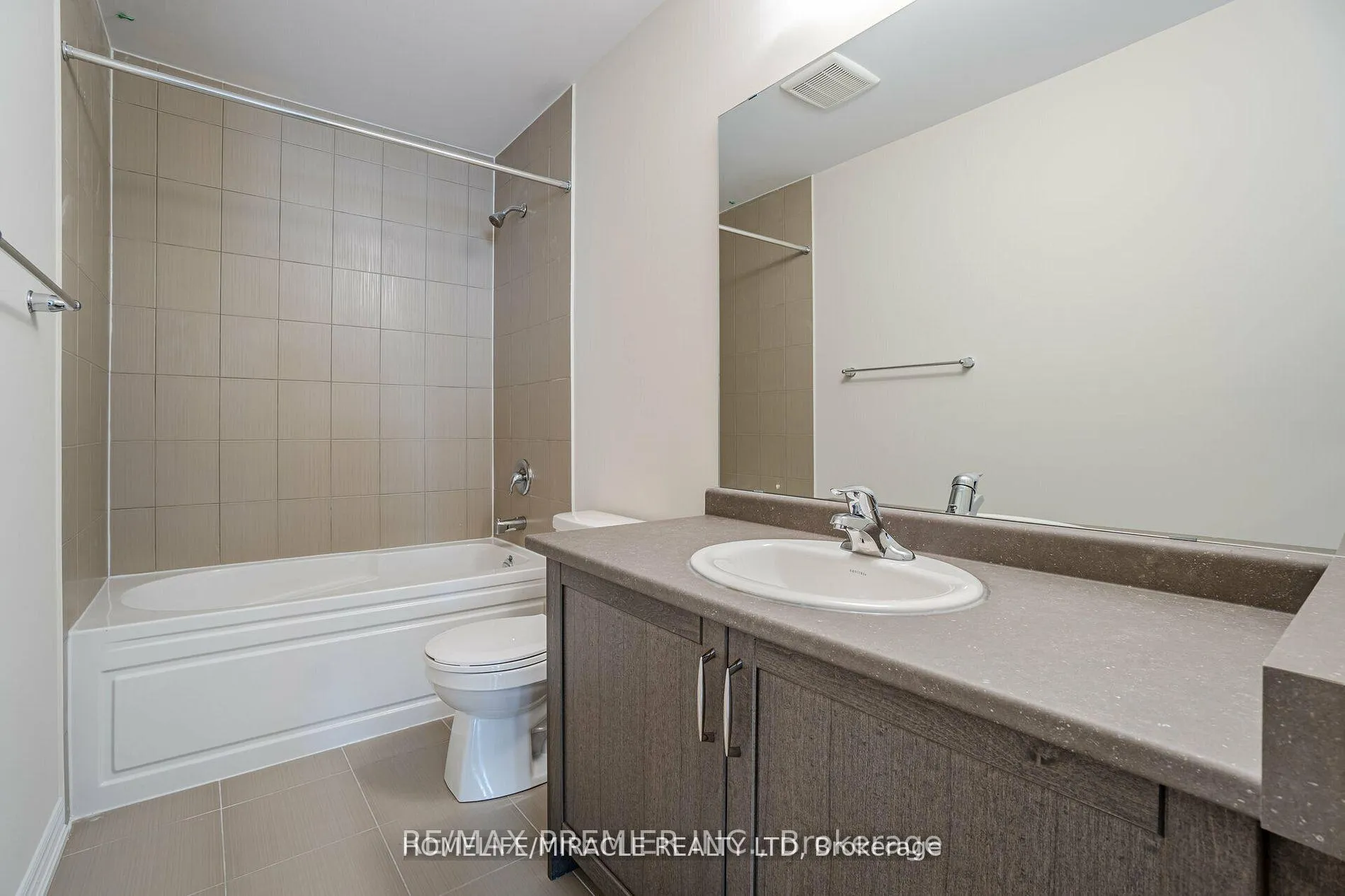 Photo 22 of 70 Ever Sweet Way, Thorold, Rolling Meadows — HOMEH