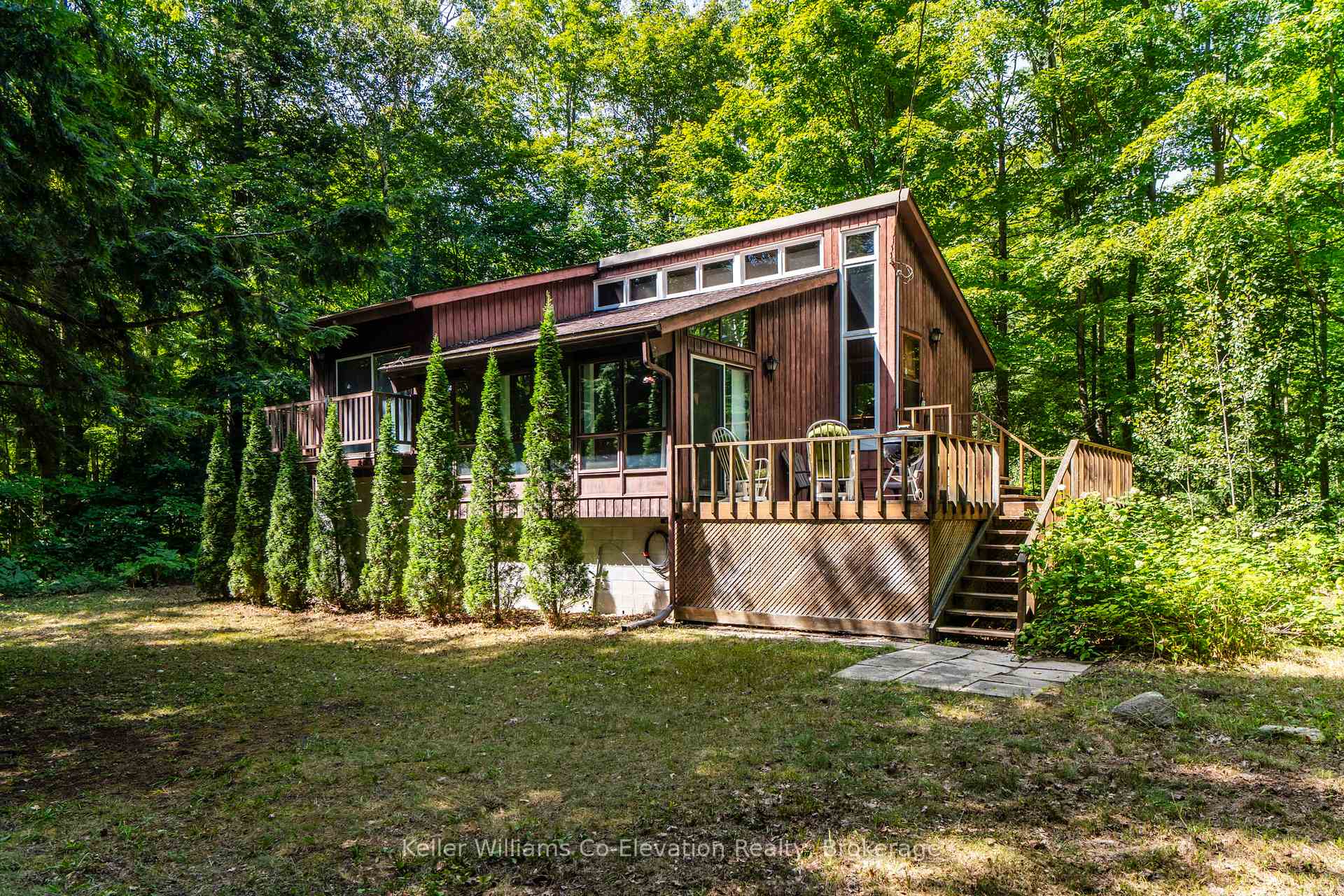 Photo 1 of 35 Crooked Creek Crescent, Tiny, Rural Tiny — HOMEH