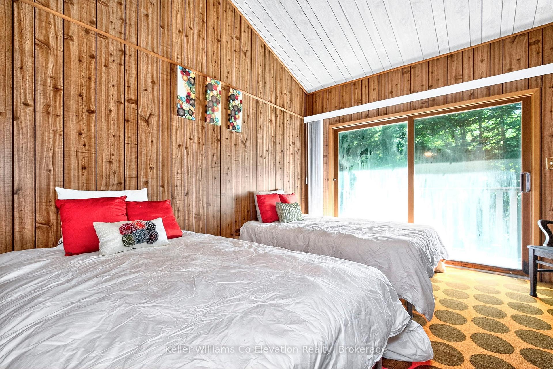 Photo 17 of 35 Crooked Creek Crescent, Tiny, Rural Tiny — HOMEH