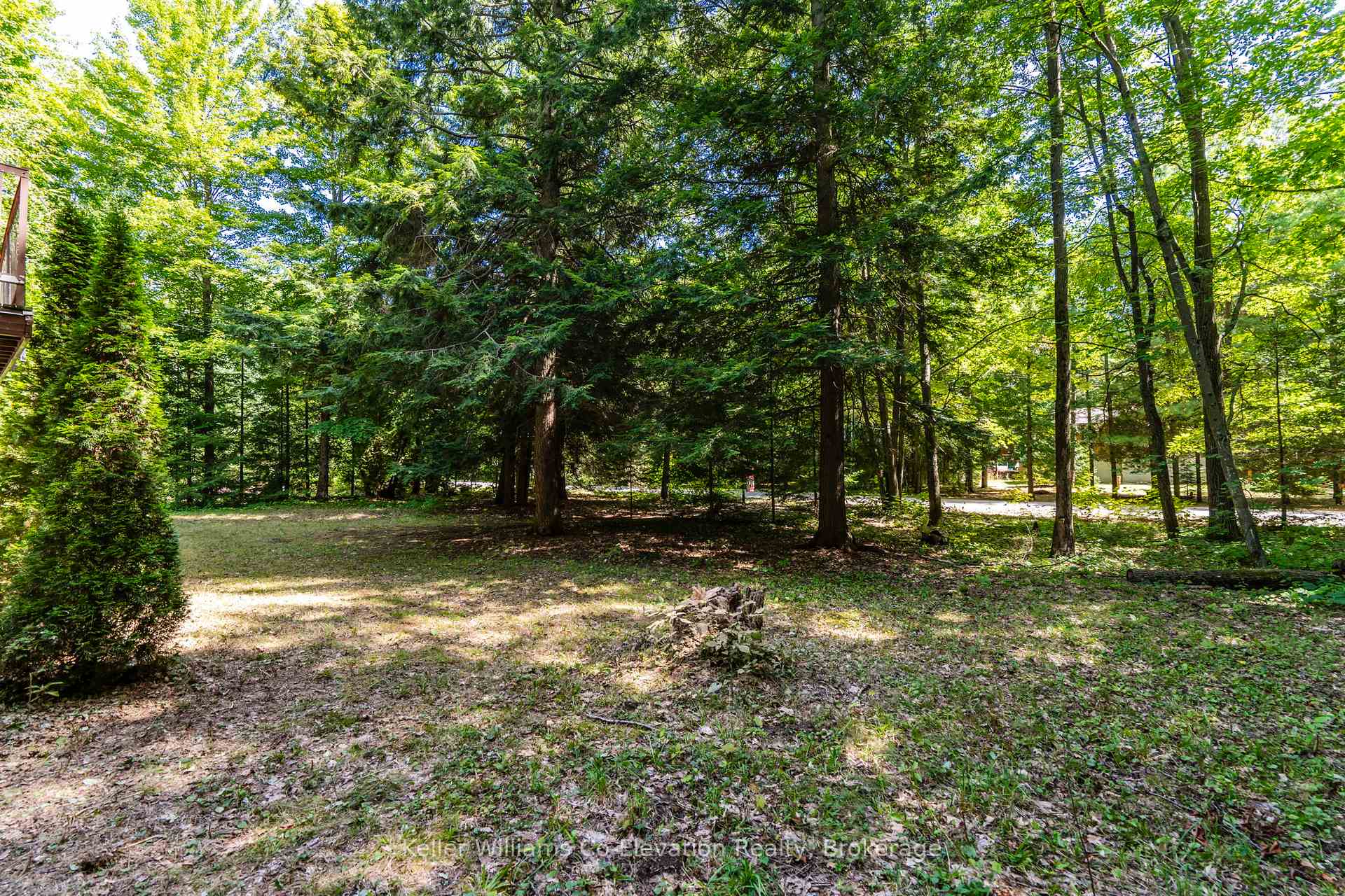 Photo 29 of 35 Crooked Creek Crescent, Tiny, Rural Tiny — HOMEH