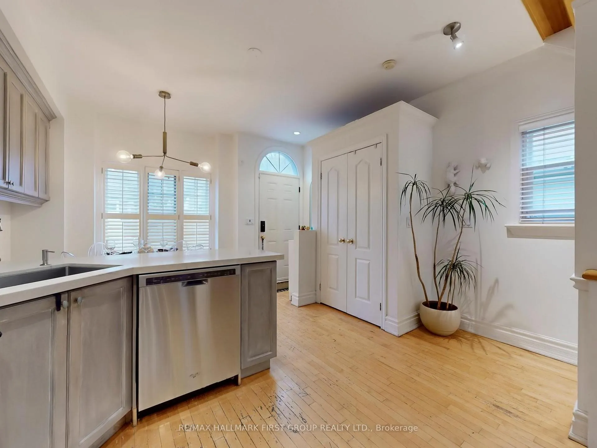 Photo 6 of 9D Woodfield Road, Toronto, Greenwood-Coxwell — HOMEH