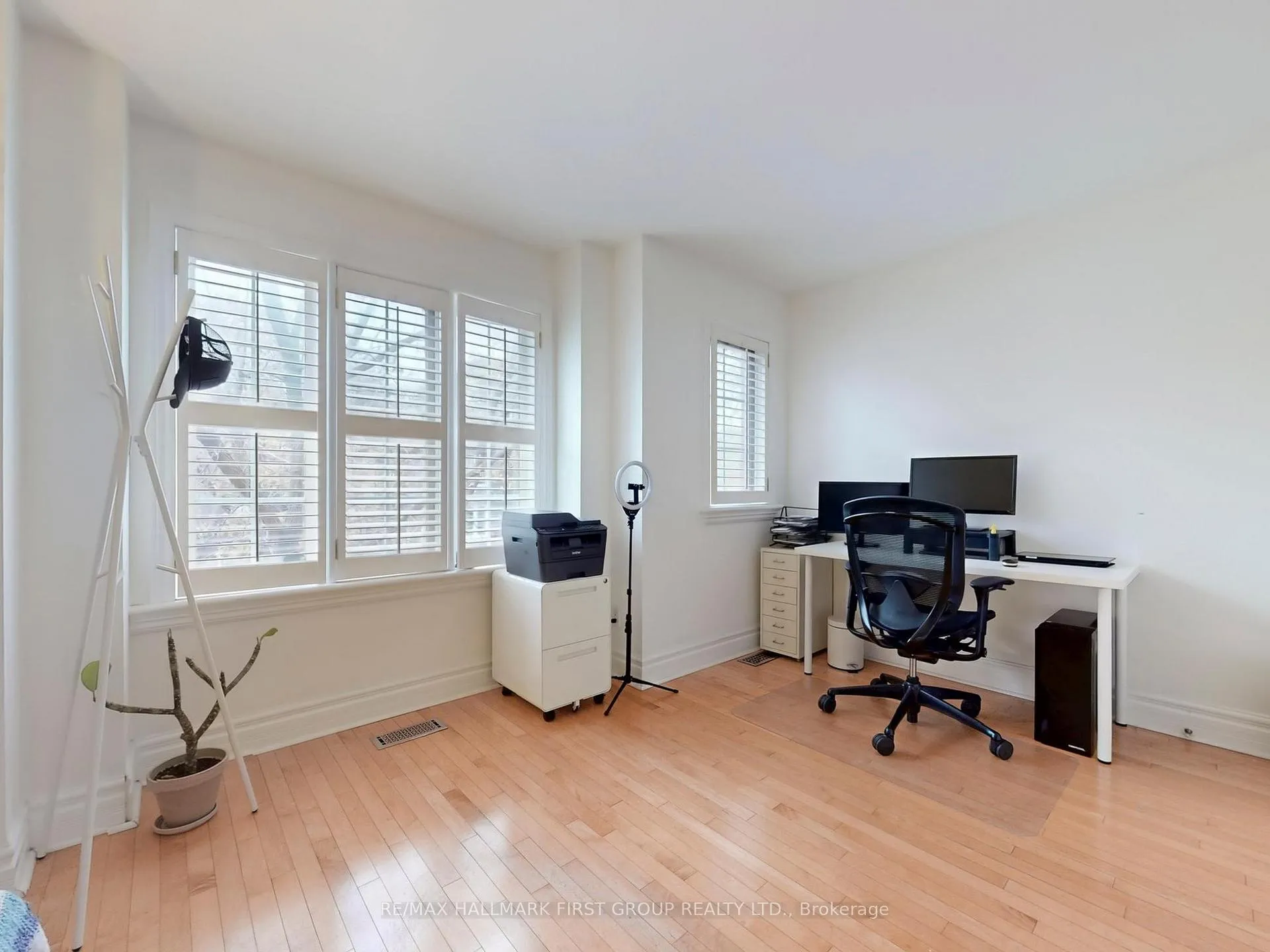 Photo 14 of 9D Woodfield Road, Toronto, Greenwood-Coxwell — HOMEH