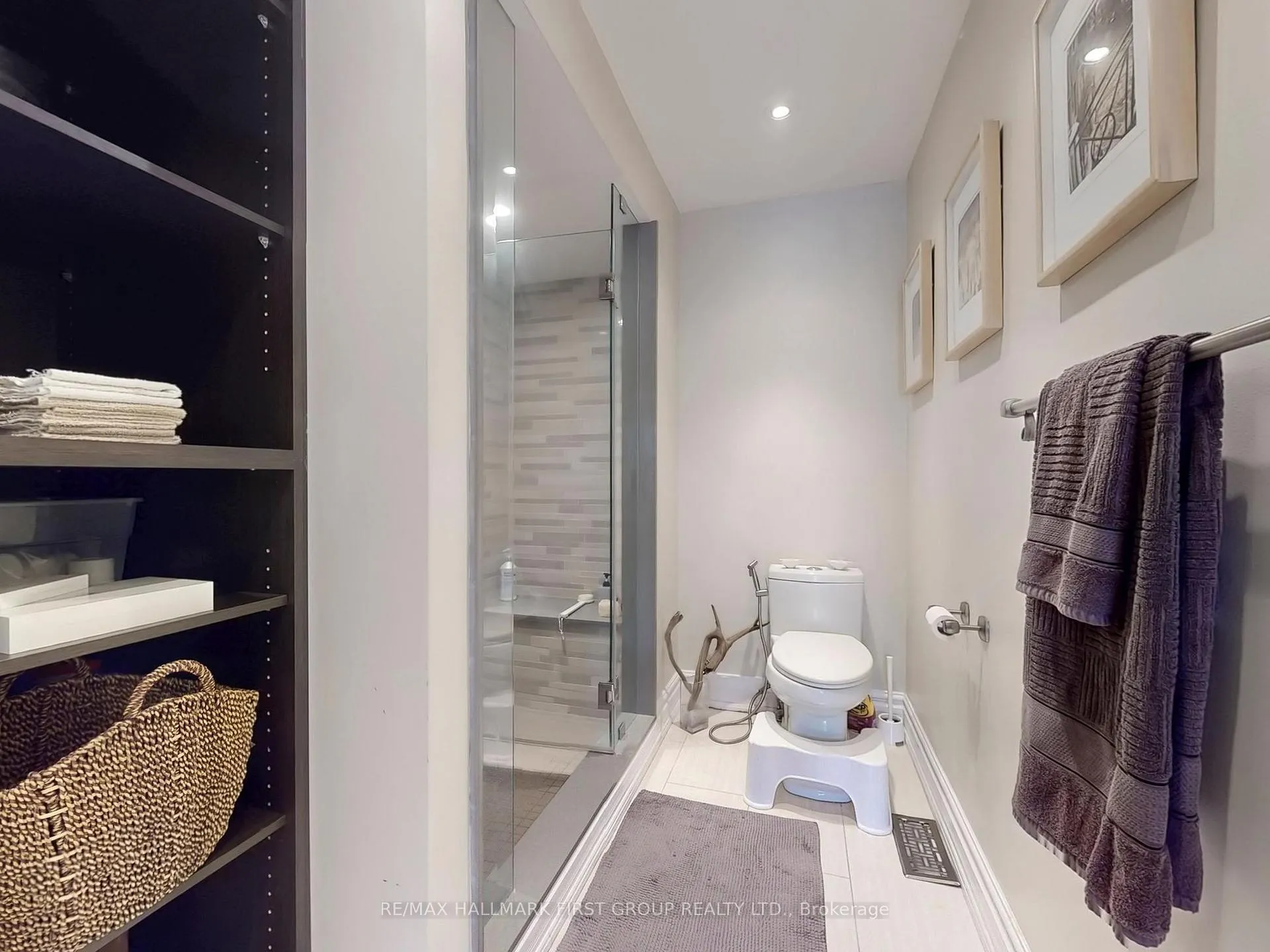 Photo 20 of 9D Woodfield Road, Toronto, Greenwood-Coxwell — HOMEH