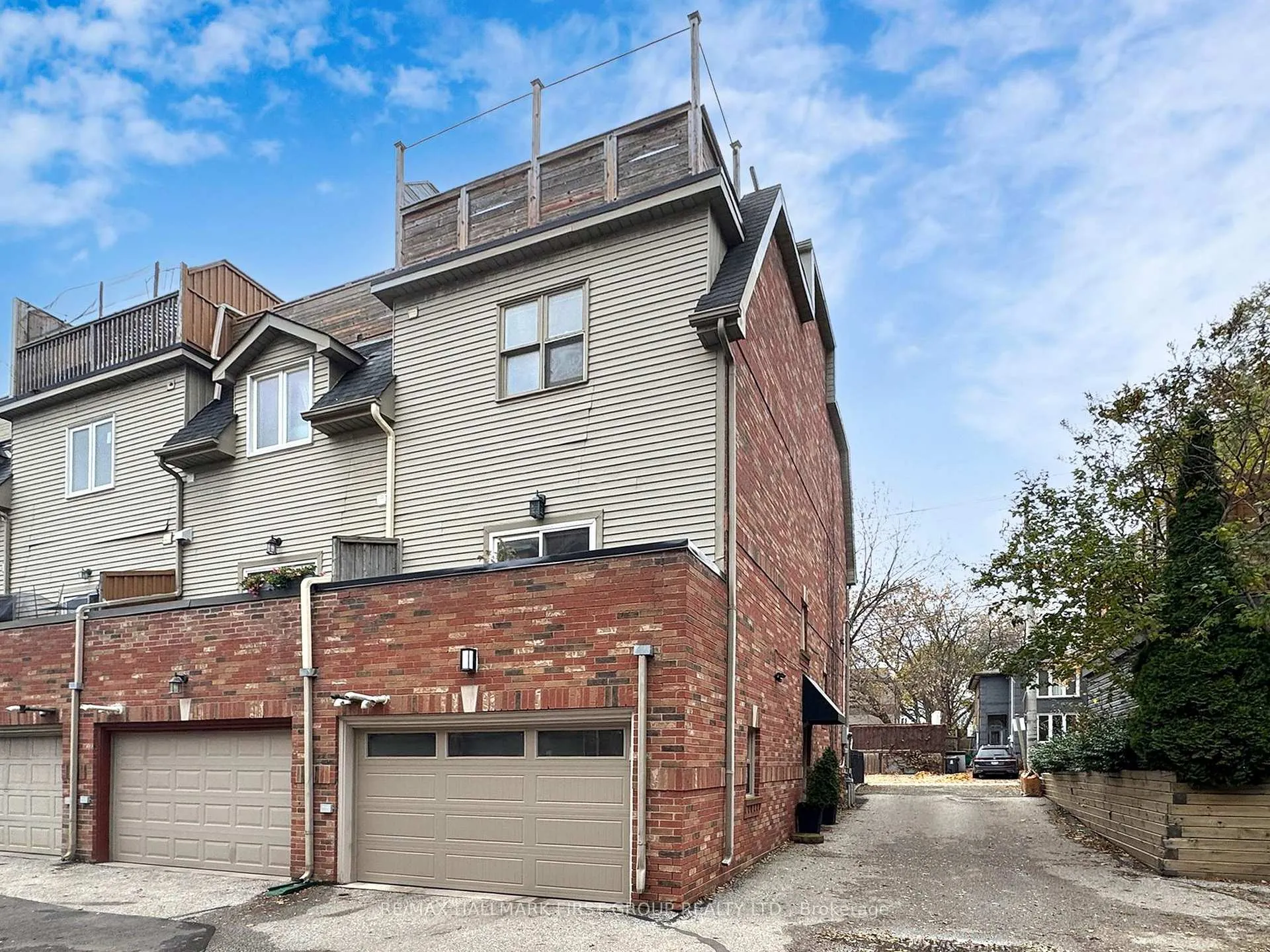 Photo 35 of 9D Woodfield Road, Toronto, Greenwood-Coxwell — HOMEH