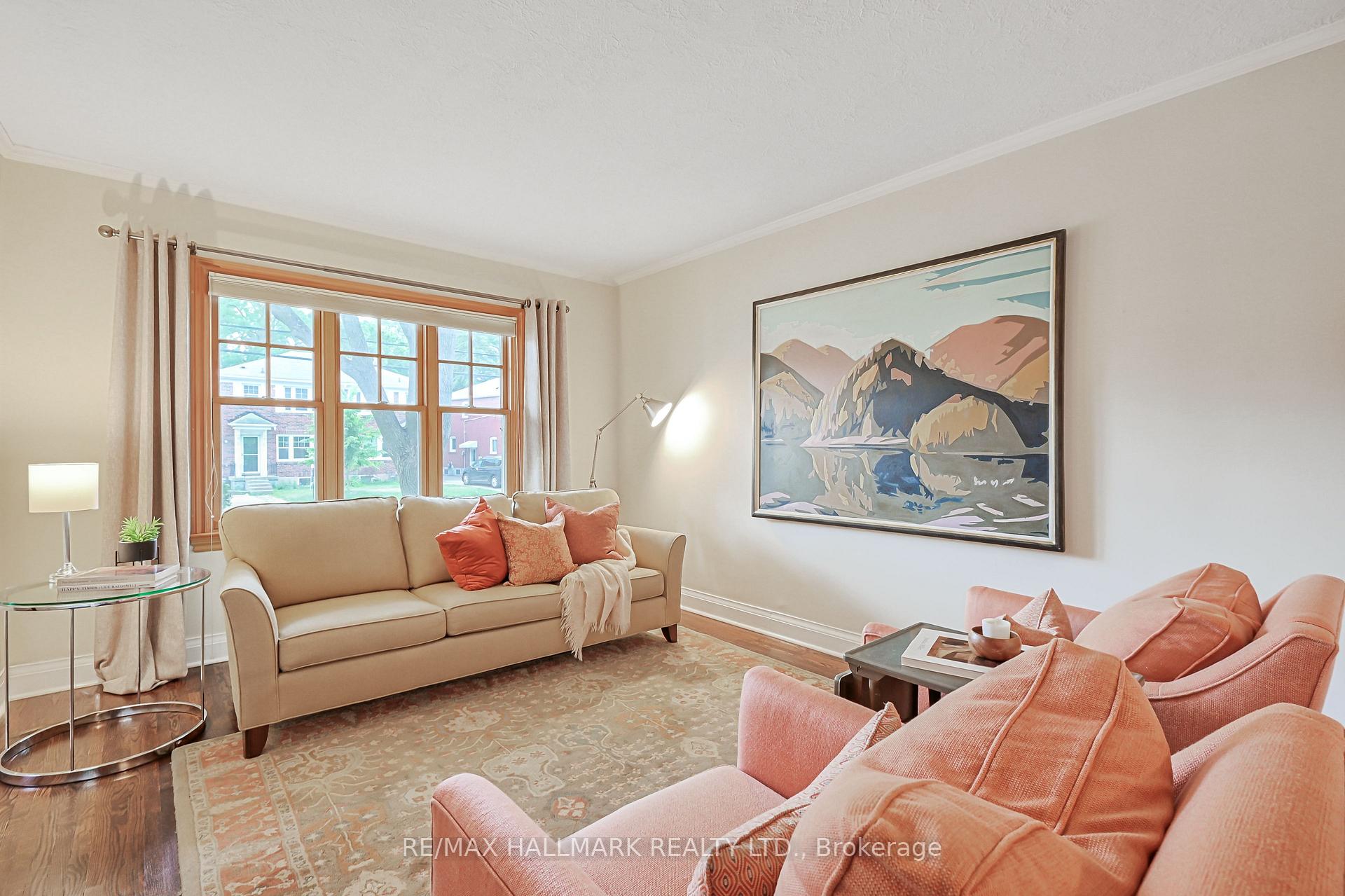 Photo 5 of 24 Thursfield Crescent, Toronto, Leaside — HOMEH