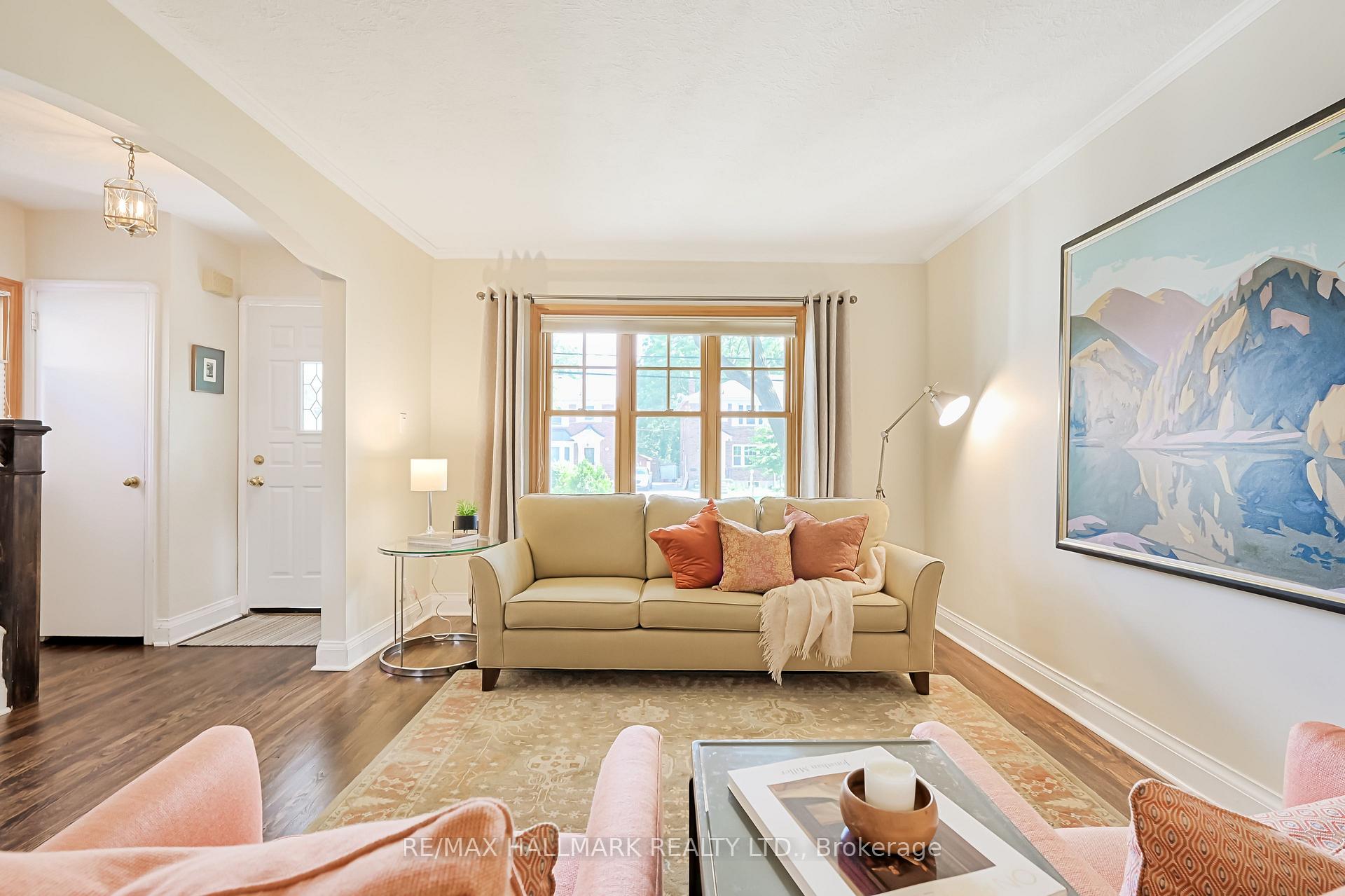 Photo 8 of 24 Thursfield Crescent, Toronto, Leaside — HOMEH
