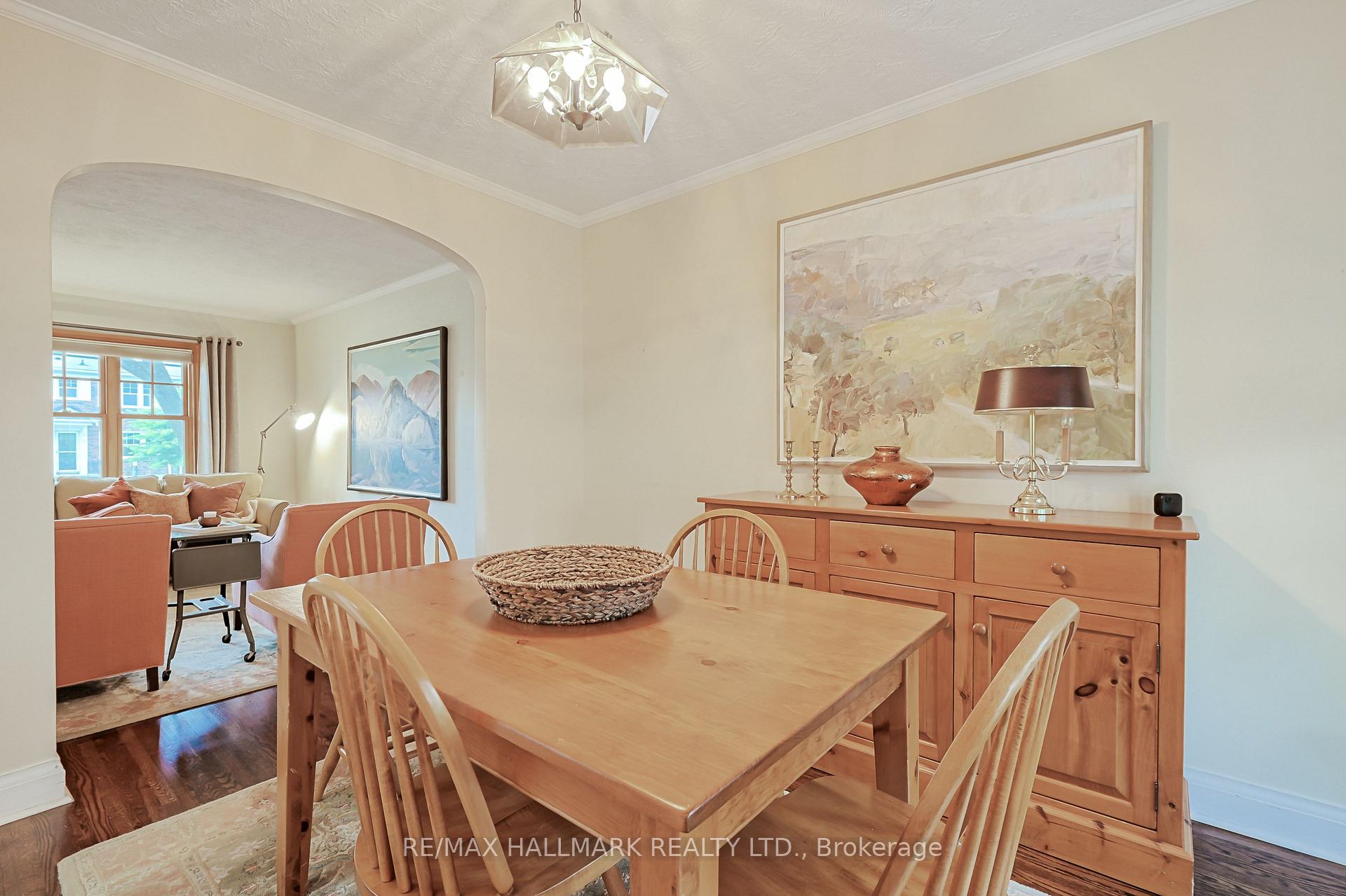 Photo 10 of 24 Thursfield Crescent, Toronto, Leaside — HOMEH