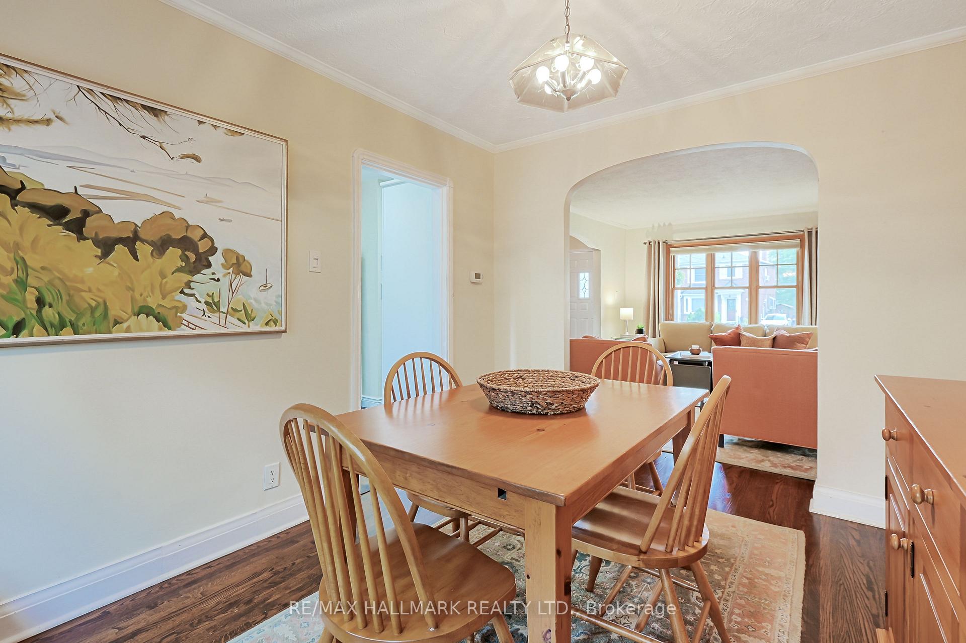 Photo 11 of 24 Thursfield Crescent, Toronto, Leaside — HOMEH