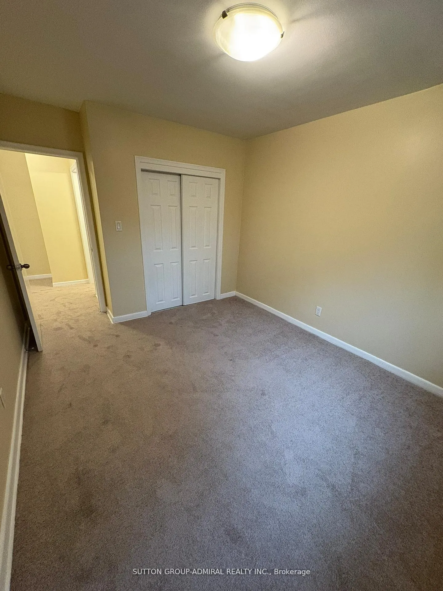 Photo 12 of Unit 2, 20 Meadowbrook Road, Toronto, Englemount-Lawrence — HOMEH