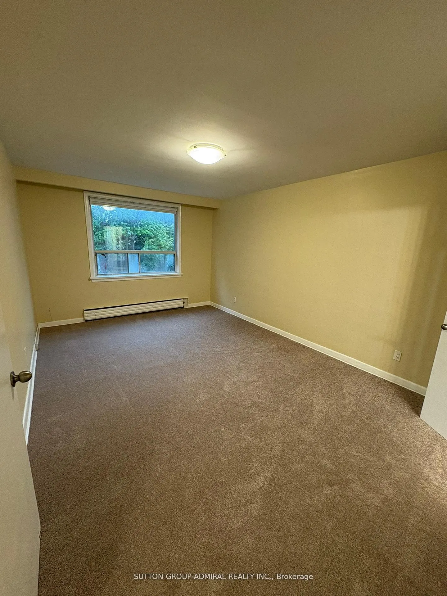 Photo 13 of Unit 2, 20 Meadowbrook Road, Toronto, Englemount-Lawrence — HOMEH