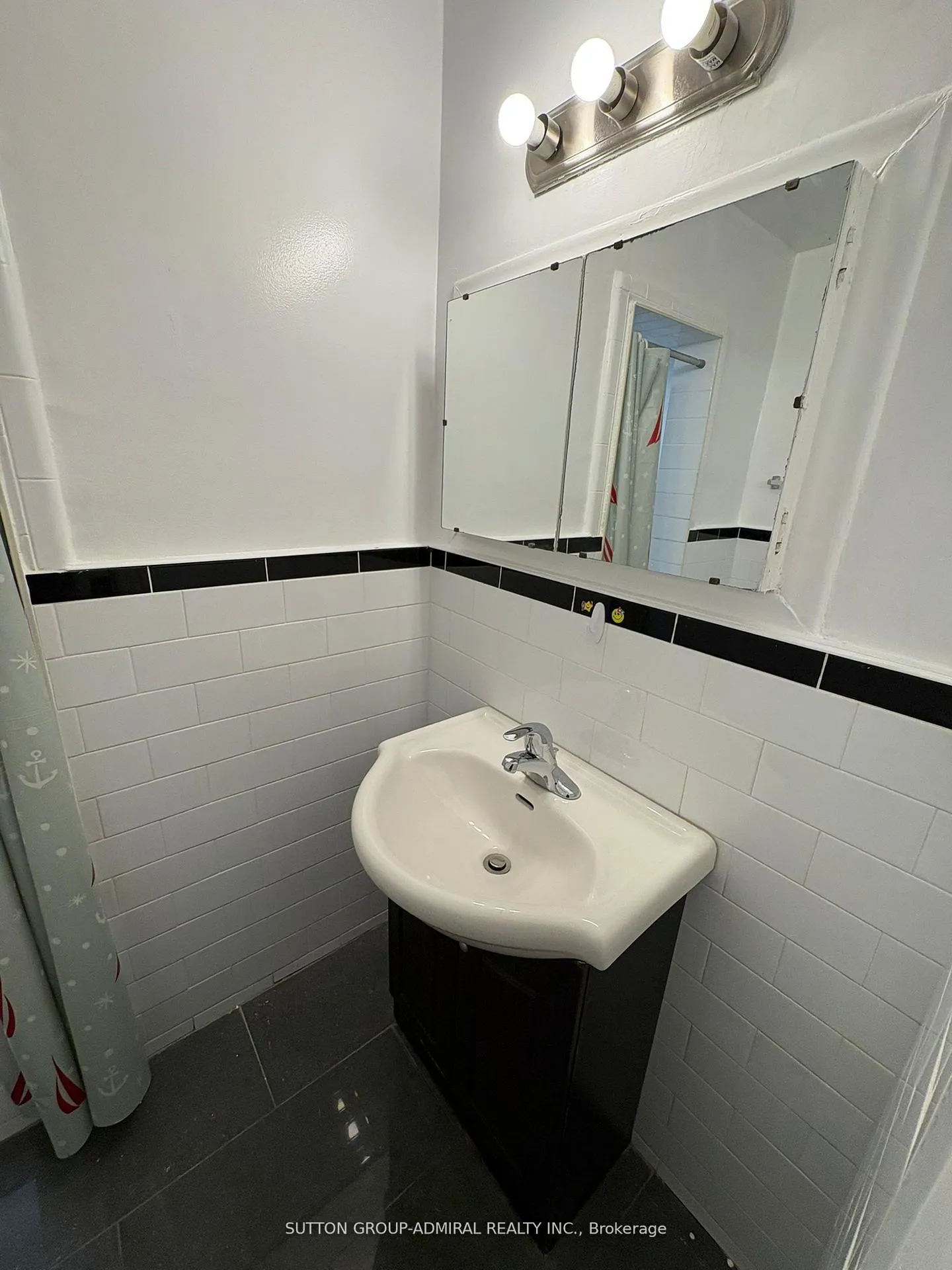 Photo 18 of Unit 2, 20 Meadowbrook Road, Toronto, Englemount-Lawrence — HOMEH