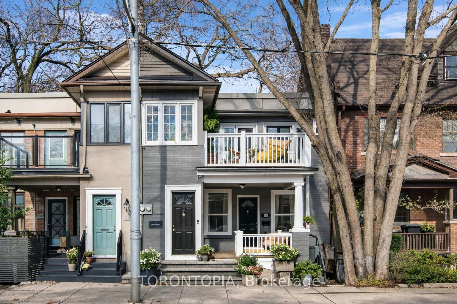 Photo 1 of Unit Main, 2346.5 Queen Street E, Toronto, The Beaches — HOMEH