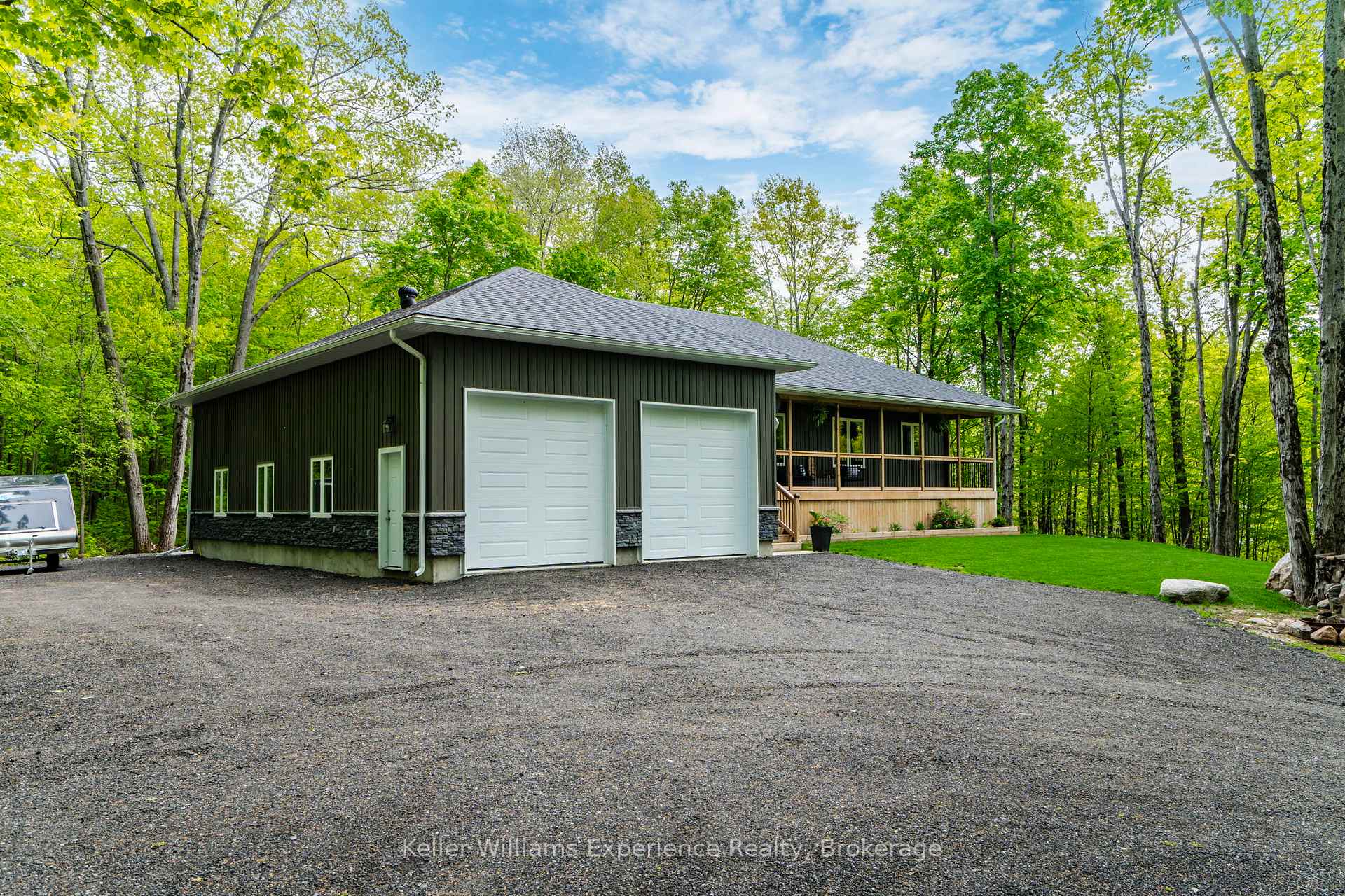 Photo 3 of 27 Meadows Avenue, Tay, Rural Tay — HOMEH
