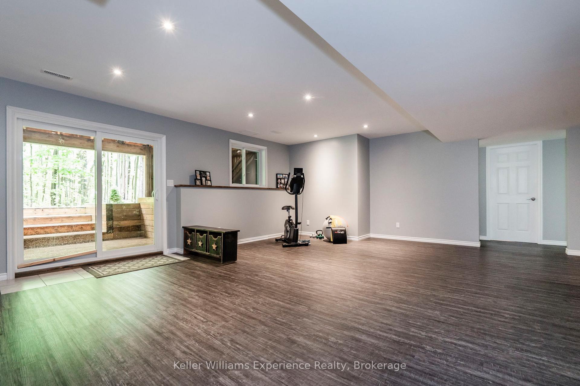 Photo 23 of 27 Meadows Avenue, Tay, Rural Tay — HOMEH