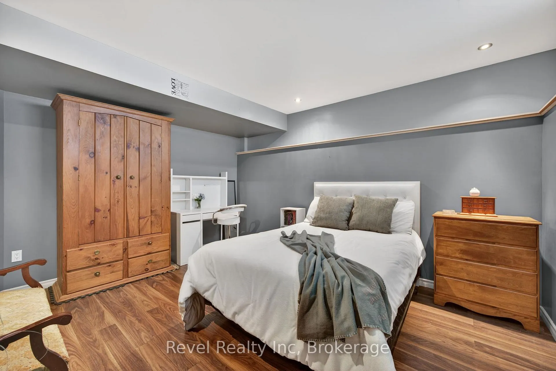 Photo 23 of 61 Rue Vanier, Tiny, Rural Tiny — HOMEH