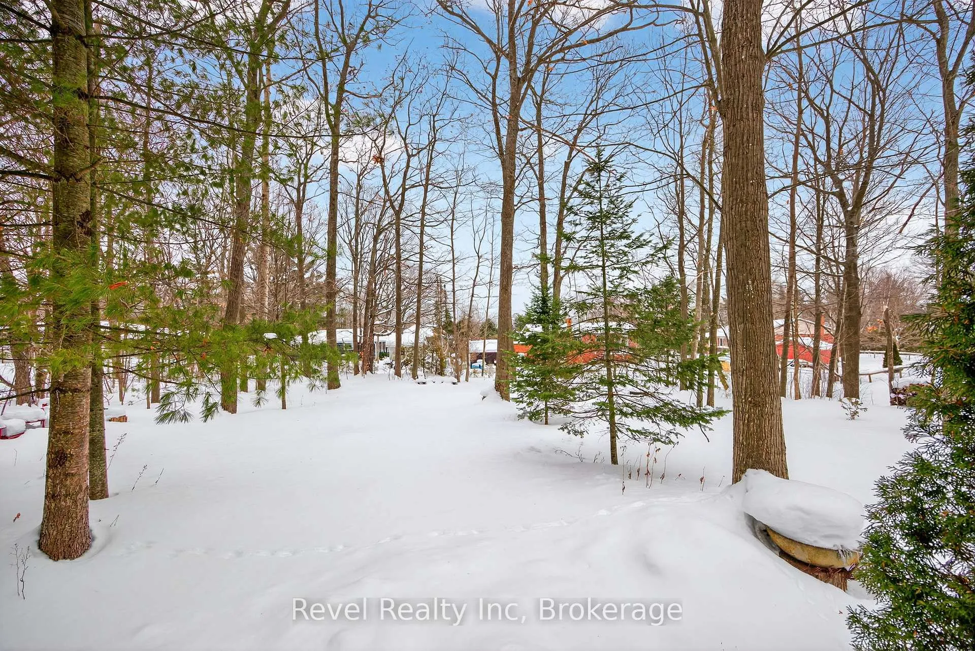 Photo 24 of 61 Rue Vanier, Tiny, Rural Tiny — HOMEH