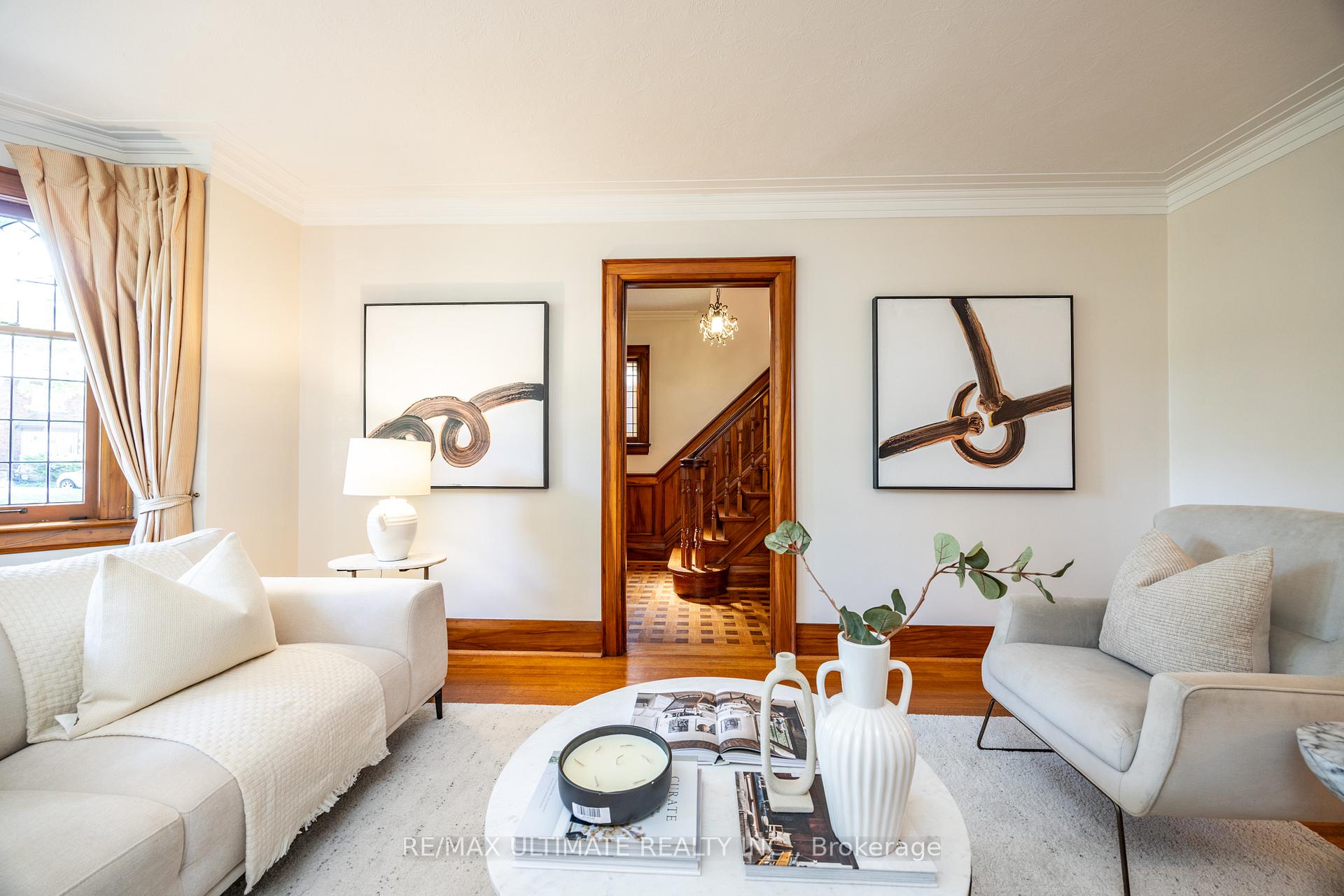 Photo 3 of 18 Rolph Road, Toronto, Leaside — HOMEH