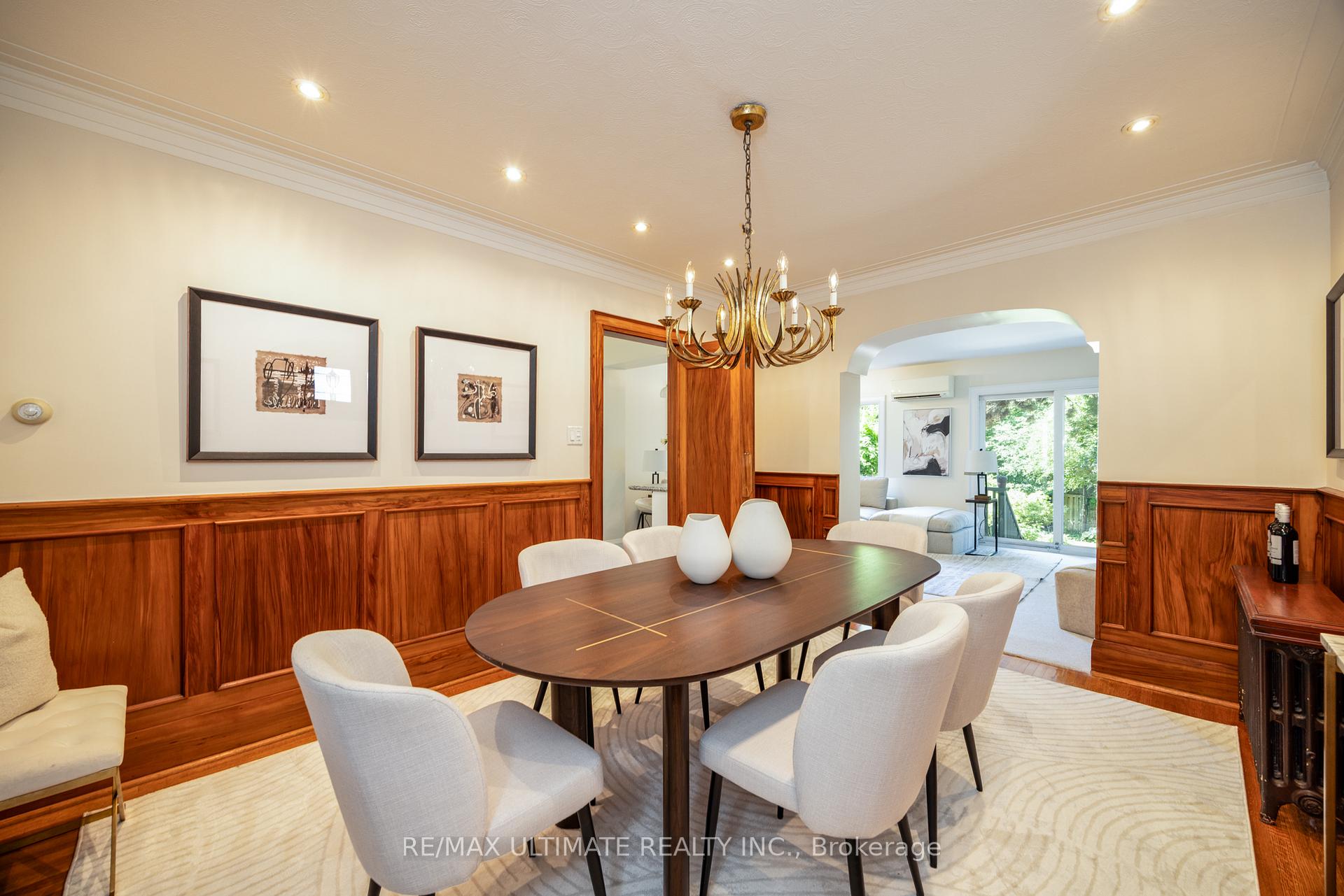 Photo 8 of 18 Rolph Road, Toronto, Leaside — HOMEH