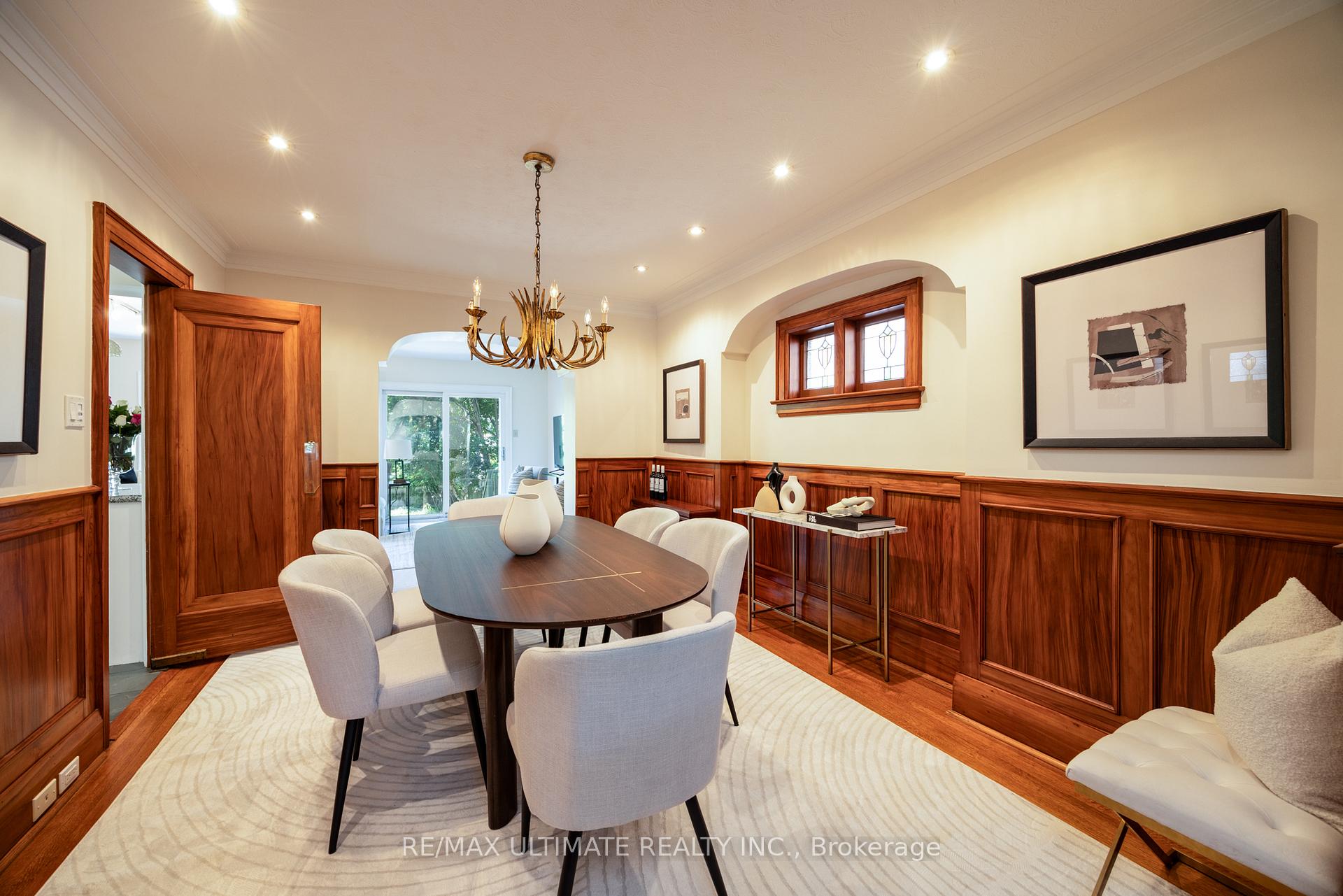 Photo 9 of 18 Rolph Road, Toronto, Leaside — HOMEH