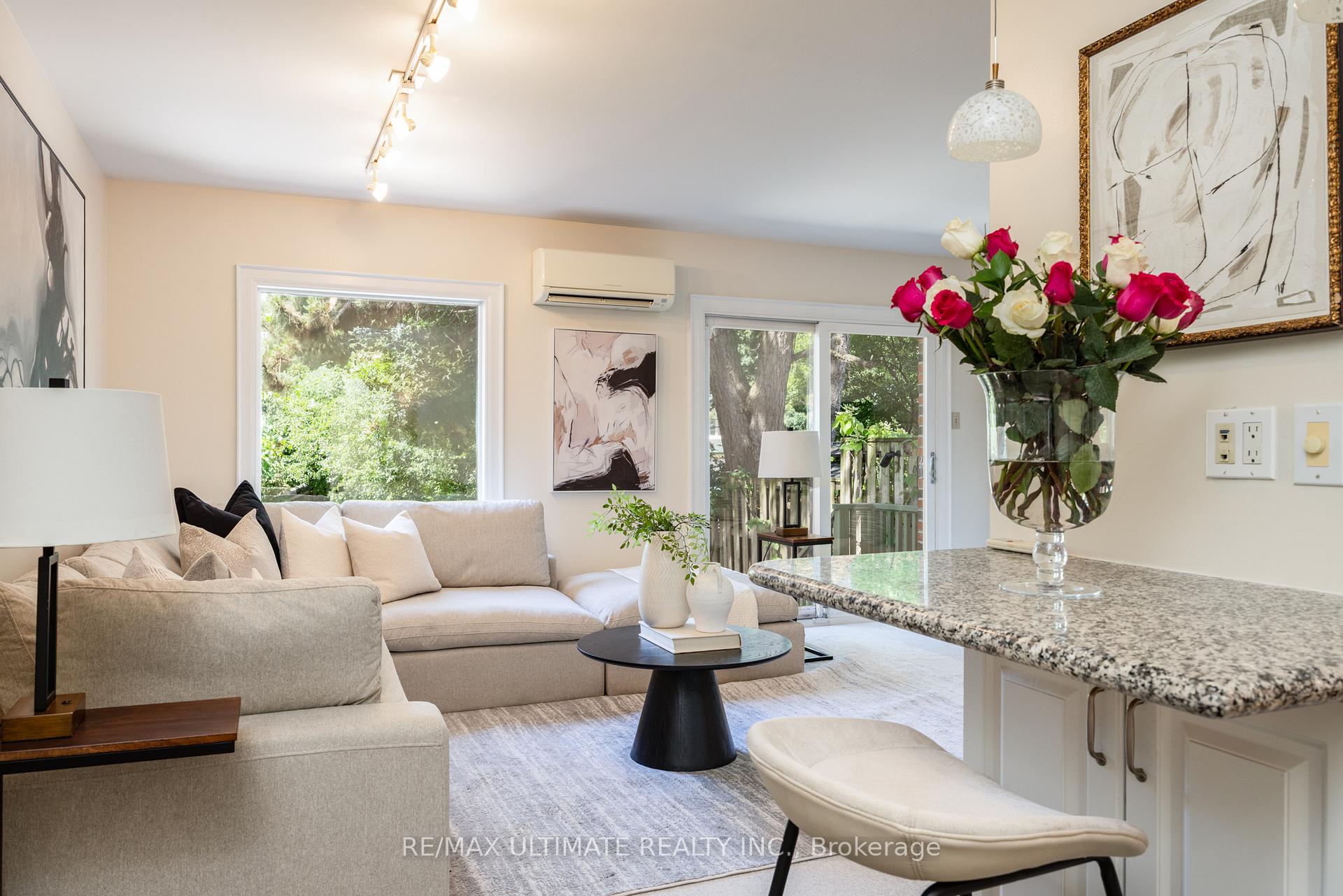 Photo 23 of 18 Rolph Road, Toronto, Leaside — HOMEH