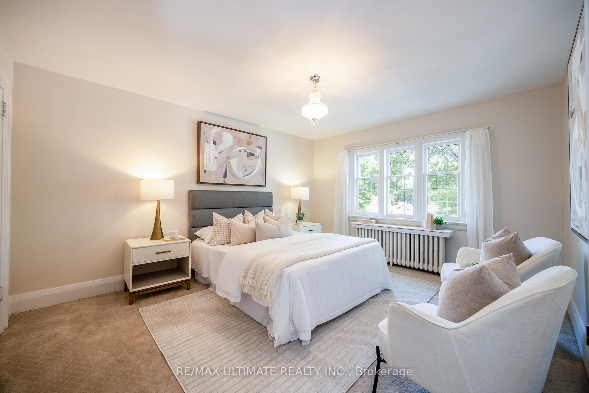Photo 24 of 18 Rolph Road, Toronto, Leaside — HOMEH