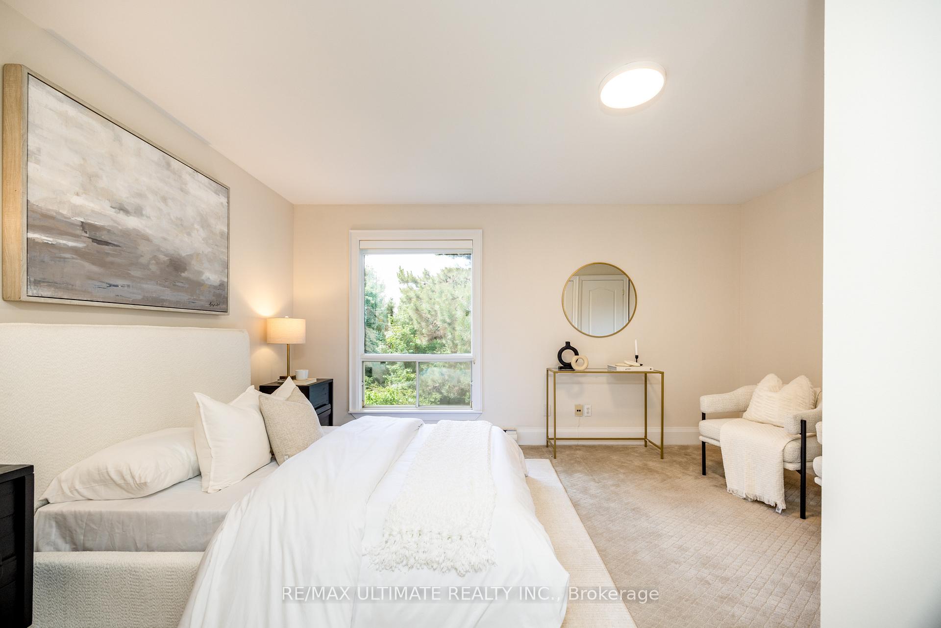 Photo 33 of 18 Rolph Road, Toronto, Leaside — HOMEH