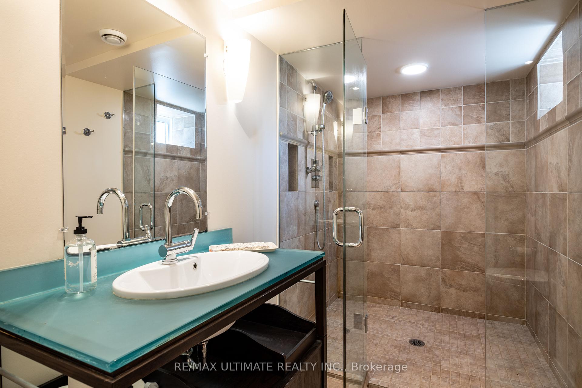 Photo 38 of 18 Rolph Road, Toronto, Leaside — HOMEH